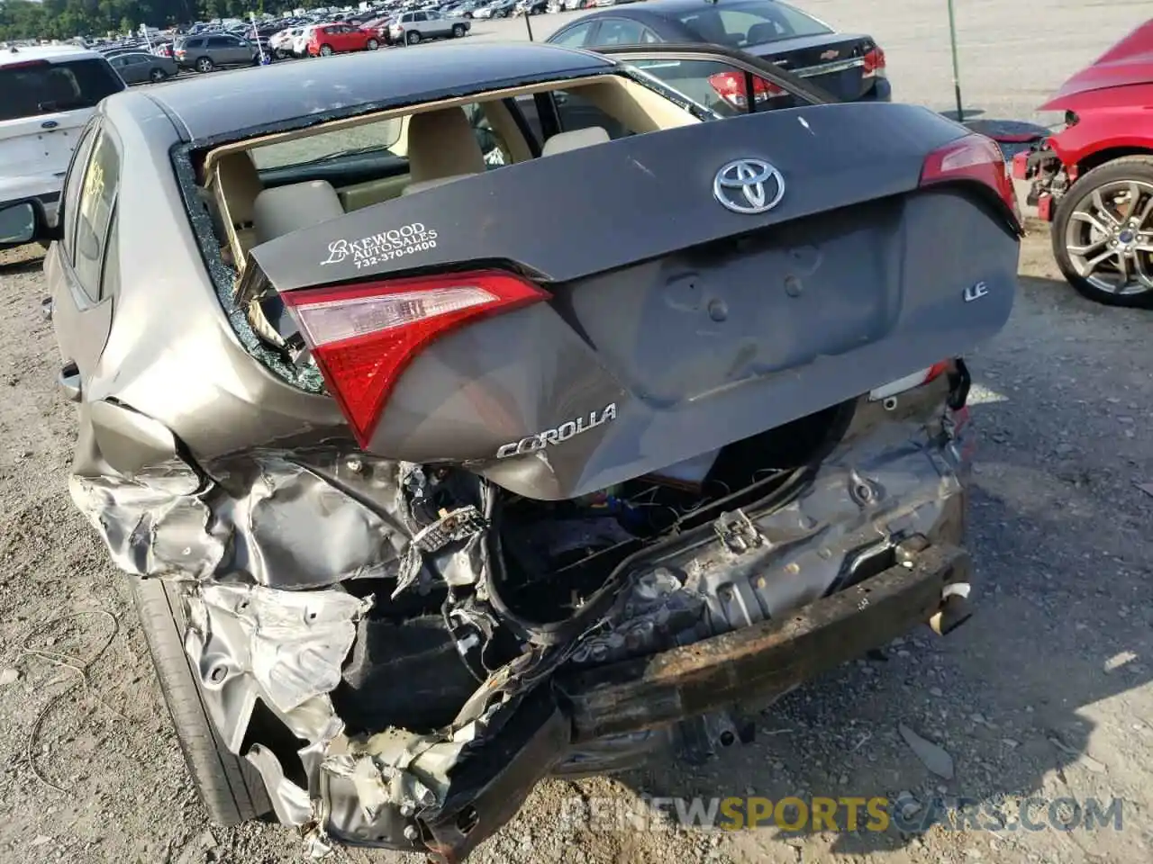 9 Photograph of a damaged car 2T1BURHE2KC131067 TOYOTA COROLLA 2019