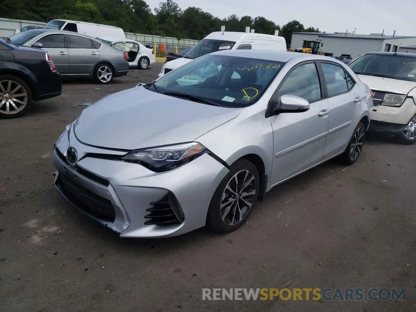 2 Photograph of a damaged car 2T1BURHE2KC131649 TOYOTA COROLLA 2019