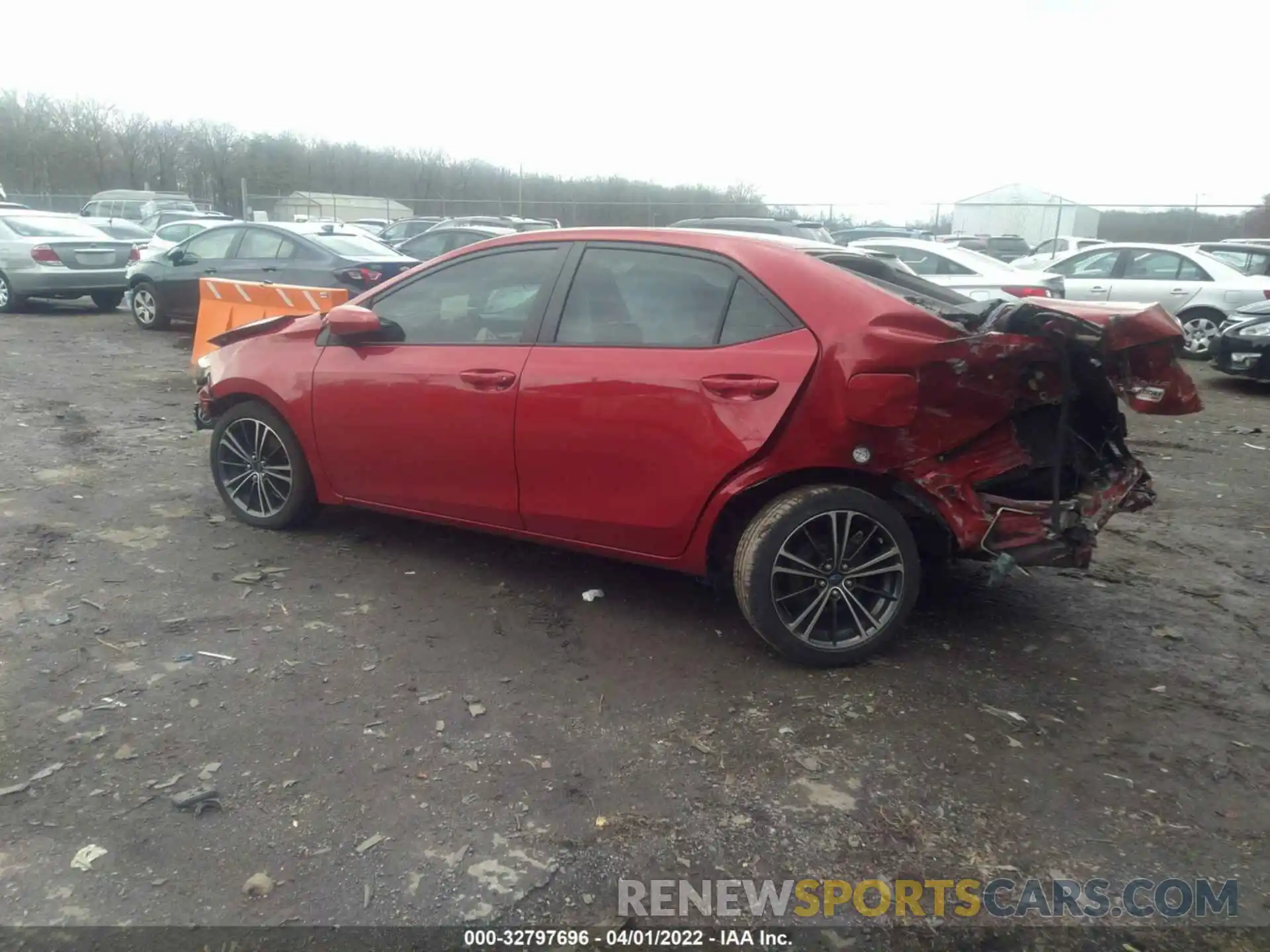 3 Photograph of a damaged car 2T1BURHE2KC131778 TOYOTA COROLLA 2019