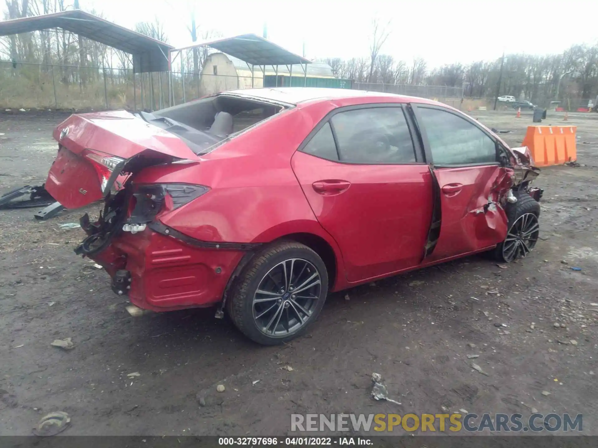 4 Photograph of a damaged car 2T1BURHE2KC131778 TOYOTA COROLLA 2019