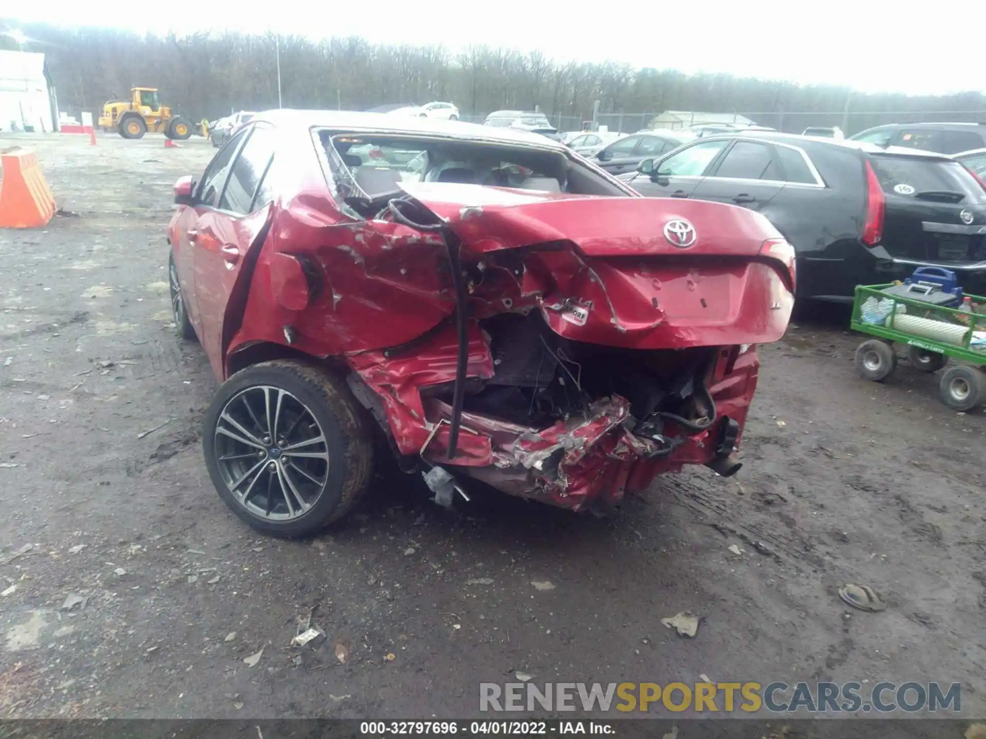 6 Photograph of a damaged car 2T1BURHE2KC131778 TOYOTA COROLLA 2019