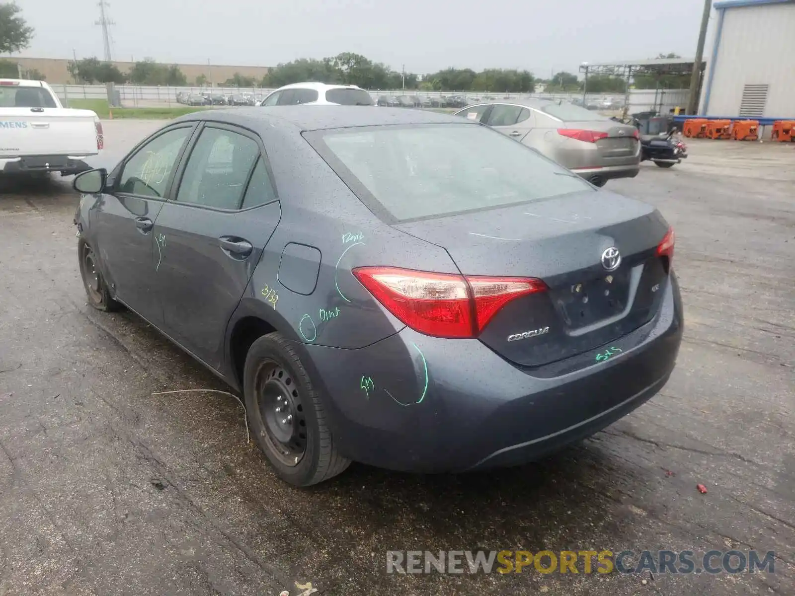 3 Photograph of a damaged car 2T1BURHE2KC132218 TOYOTA COROLLA 2019