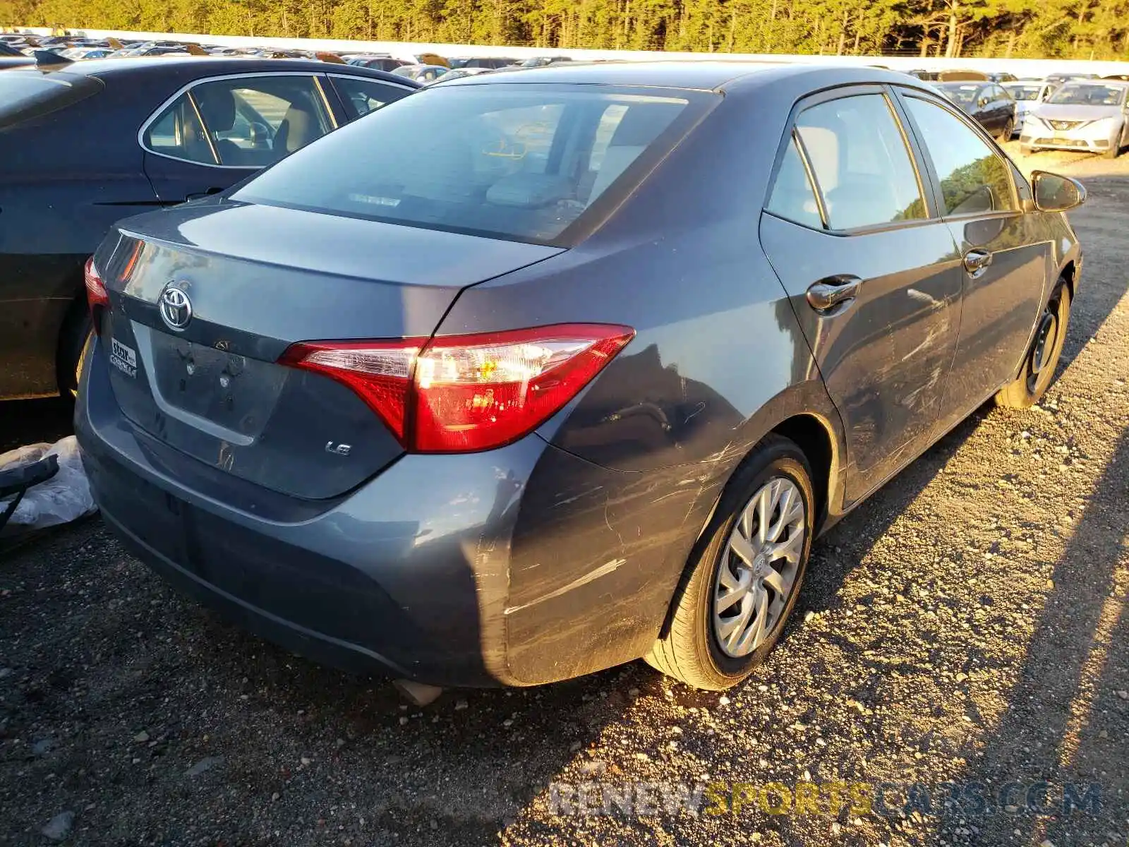 4 Photograph of a damaged car 2T1BURHE2KC132672 TOYOTA COROLLA 2019