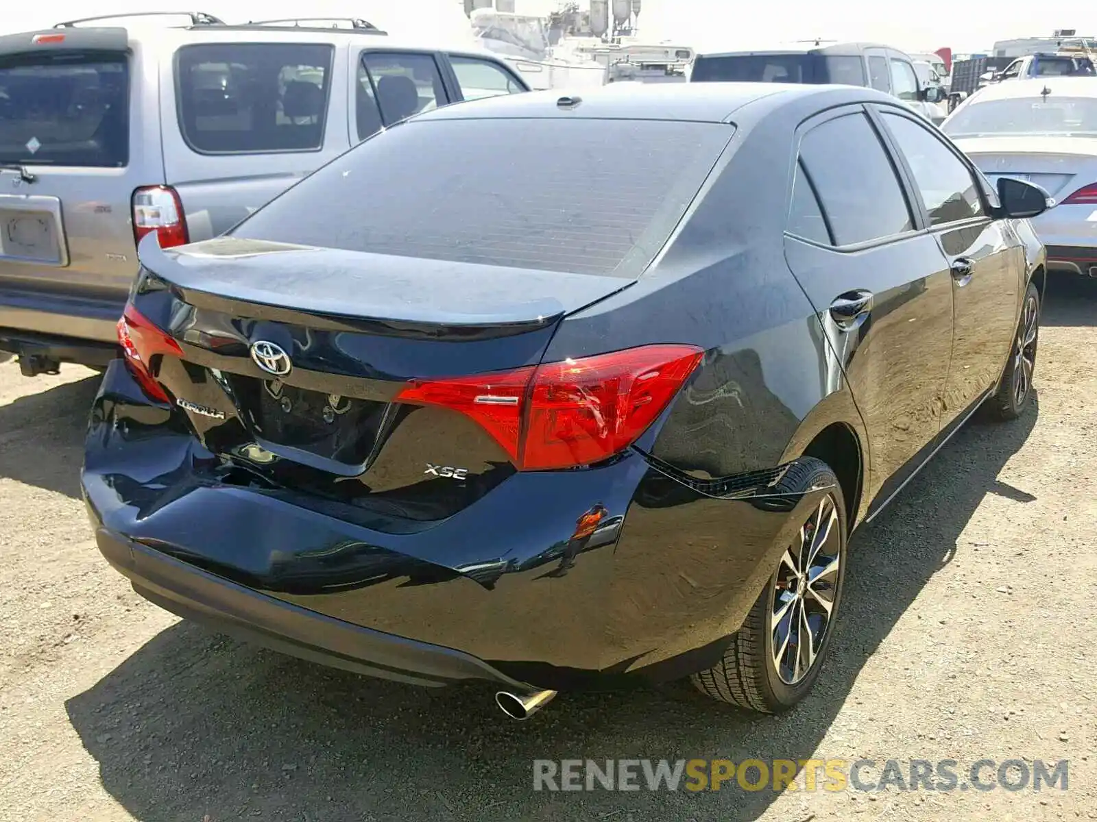 4 Photograph of a damaged car 2T1BURHE2KC132820 TOYOTA COROLLA 2019