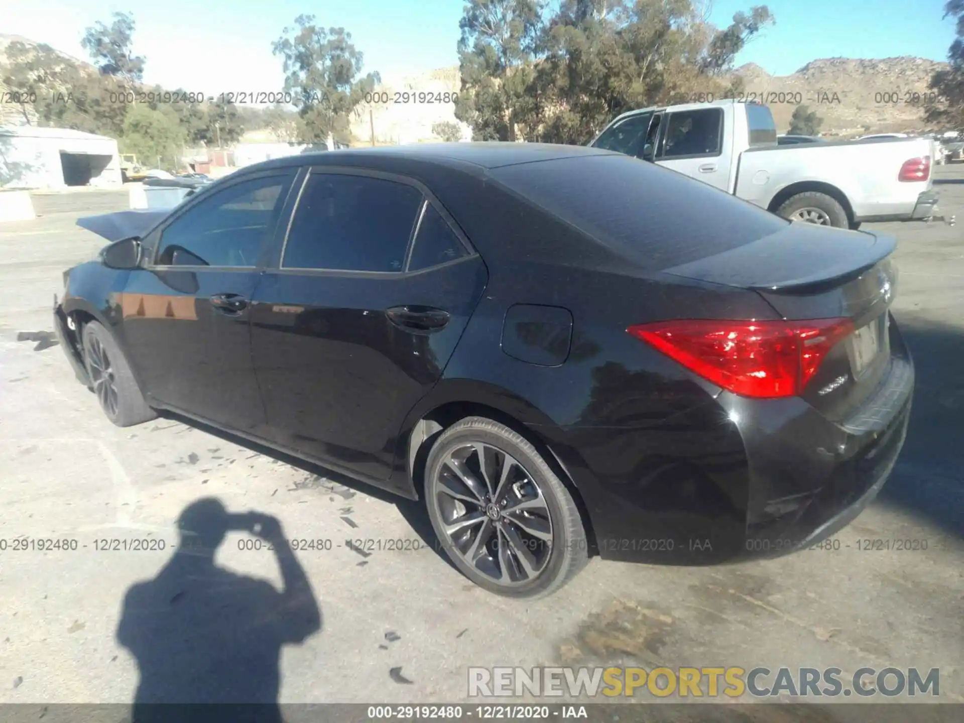 3 Photograph of a damaged car 2T1BURHE2KC134020 TOYOTA COROLLA 2019