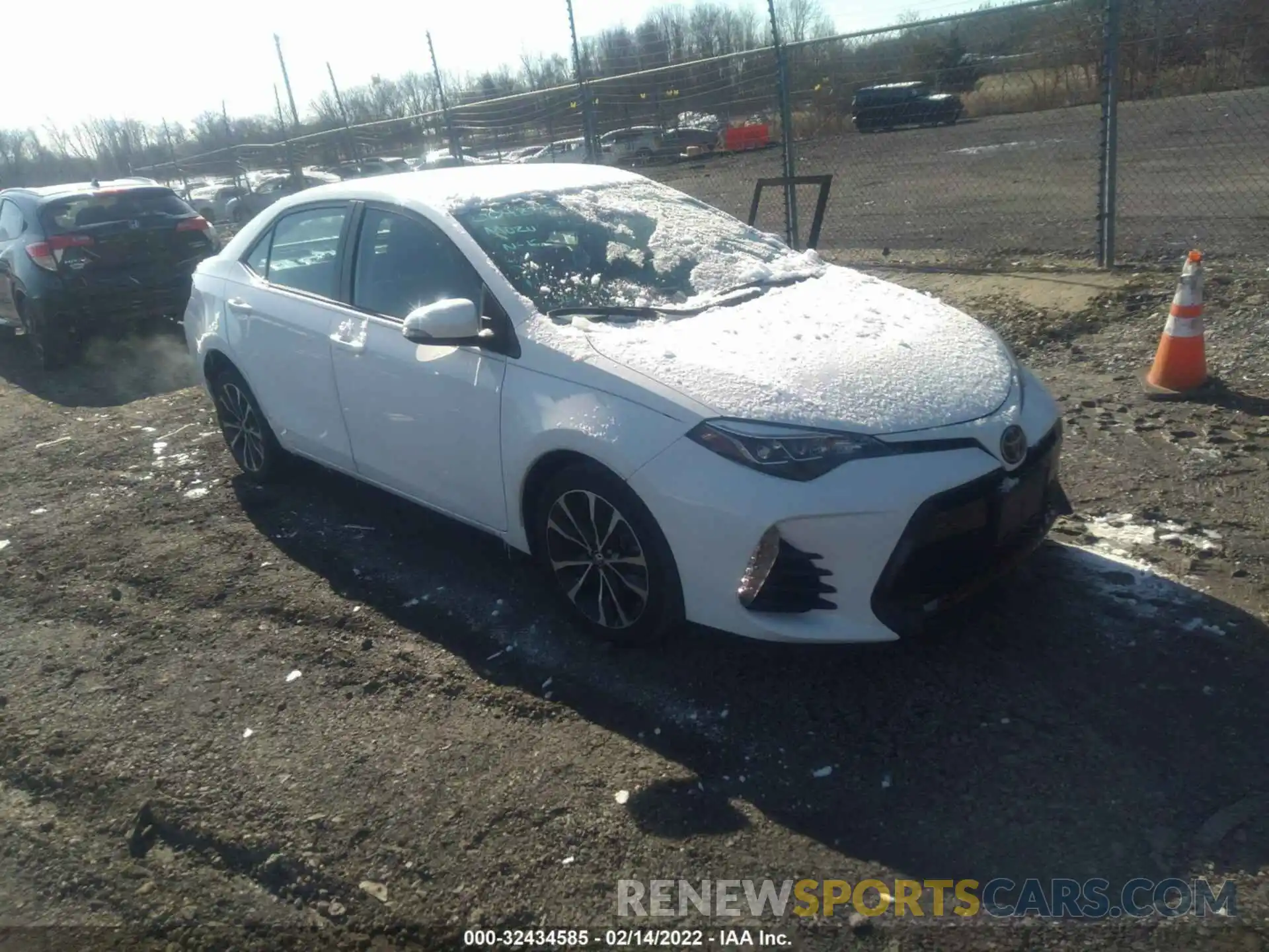 1 Photograph of a damaged car 2T1BURHE2KC135023 TOYOTA COROLLA 2019