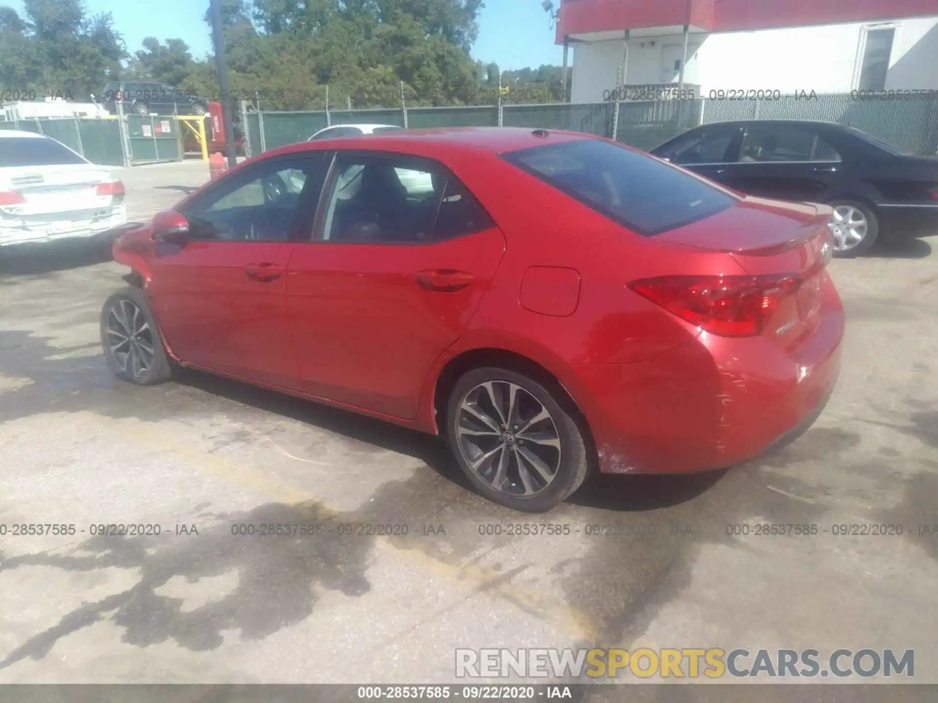 3 Photograph of a damaged car 2T1BURHE2KC135877 TOYOTA COROLLA 2019