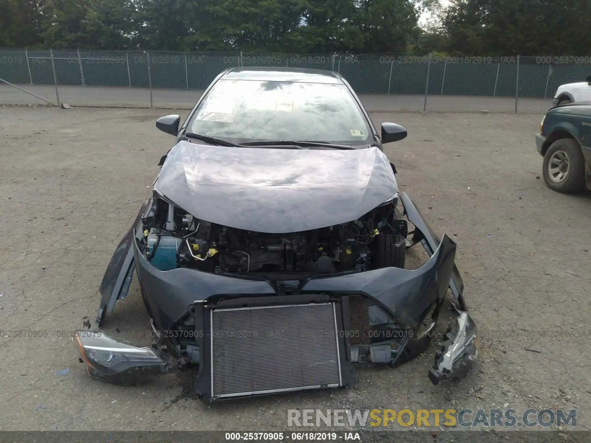 6 Photograph of a damaged car 2T1BURHE2KC135927 TOYOTA COROLLA 2019