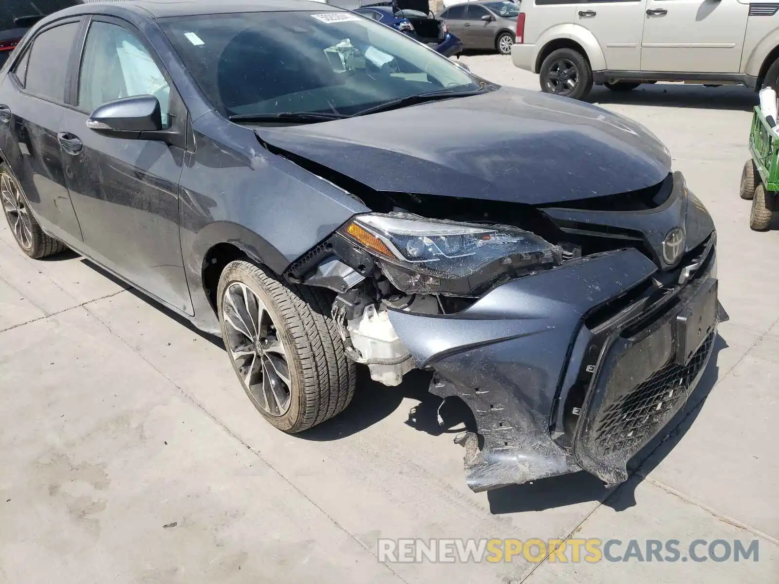 9 Photograph of a damaged car 2T1BURHE2KC136172 TOYOTA COROLLA 2019