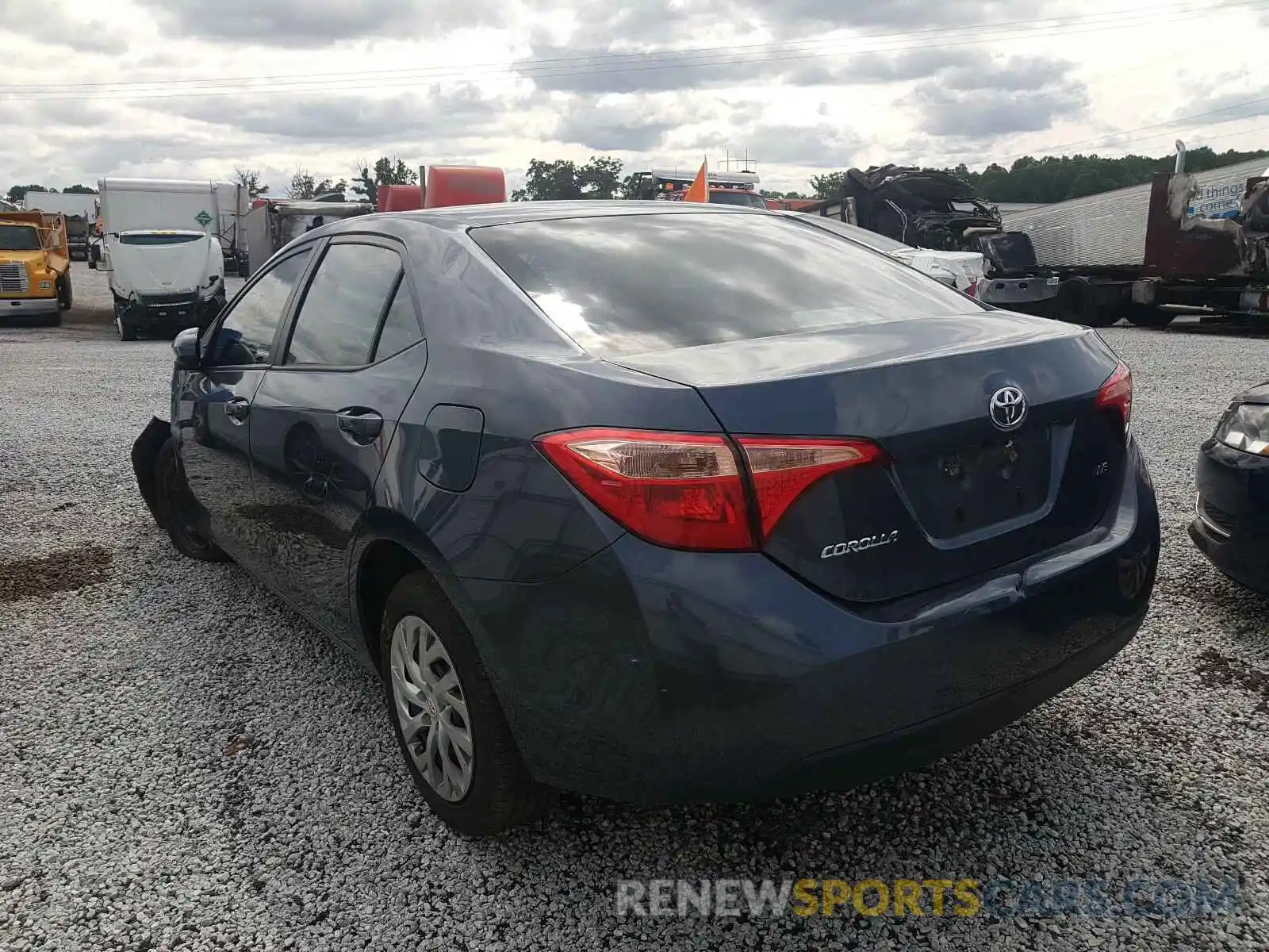 3 Photograph of a damaged car 2T1BURHE2KC138018 TOYOTA COROLLA 2019