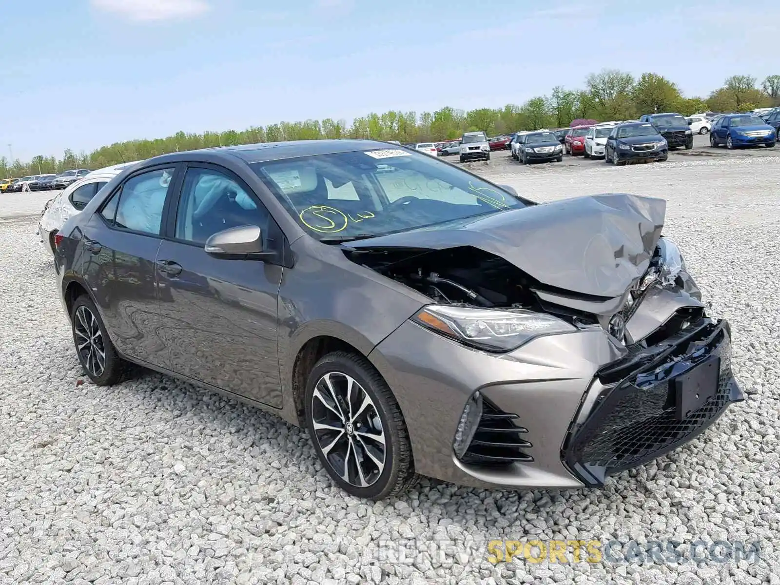 1 Photograph of a damaged car 2T1BURHE2KC138195 TOYOTA COROLLA 2019