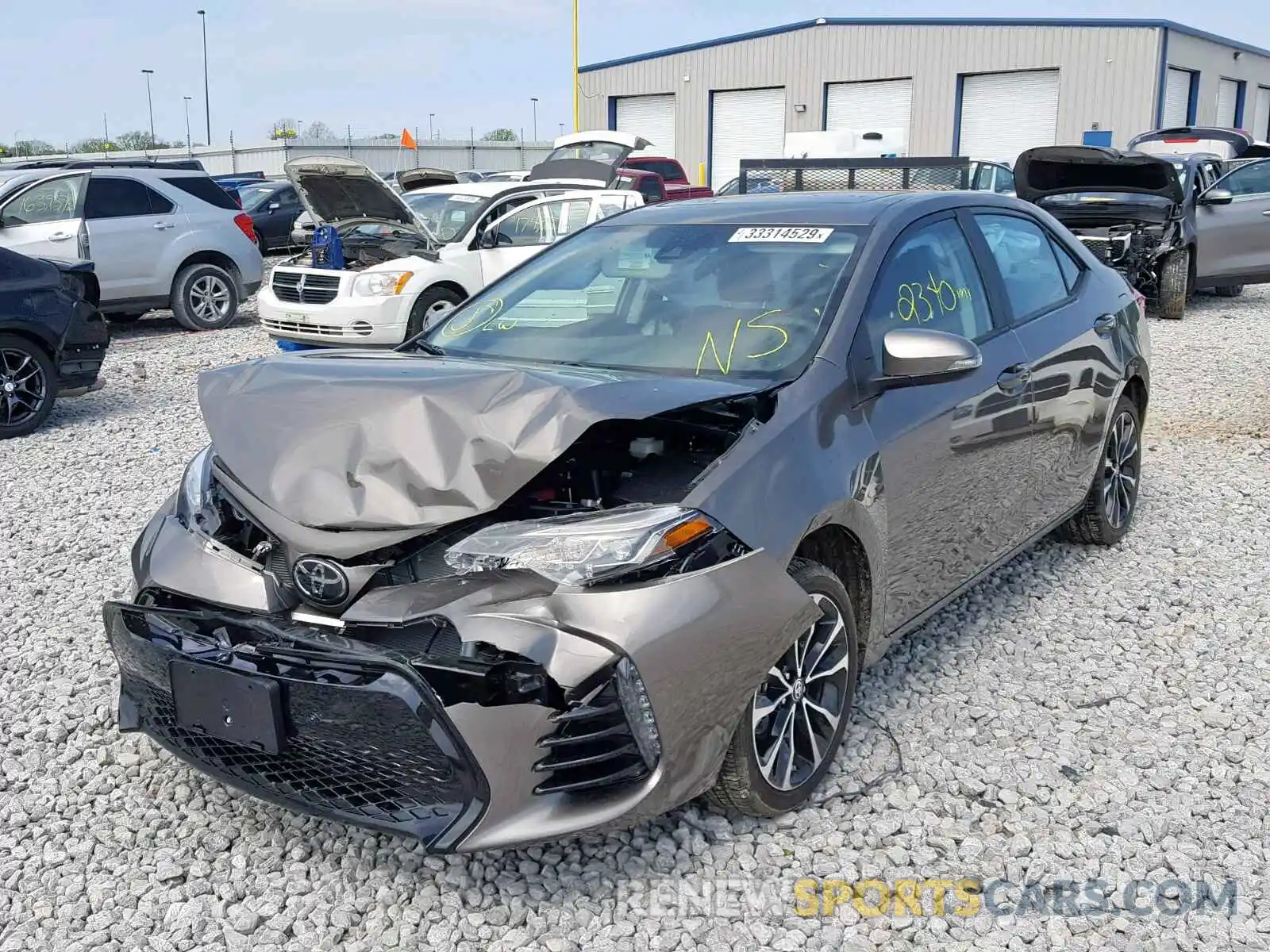 2 Photograph of a damaged car 2T1BURHE2KC138195 TOYOTA COROLLA 2019