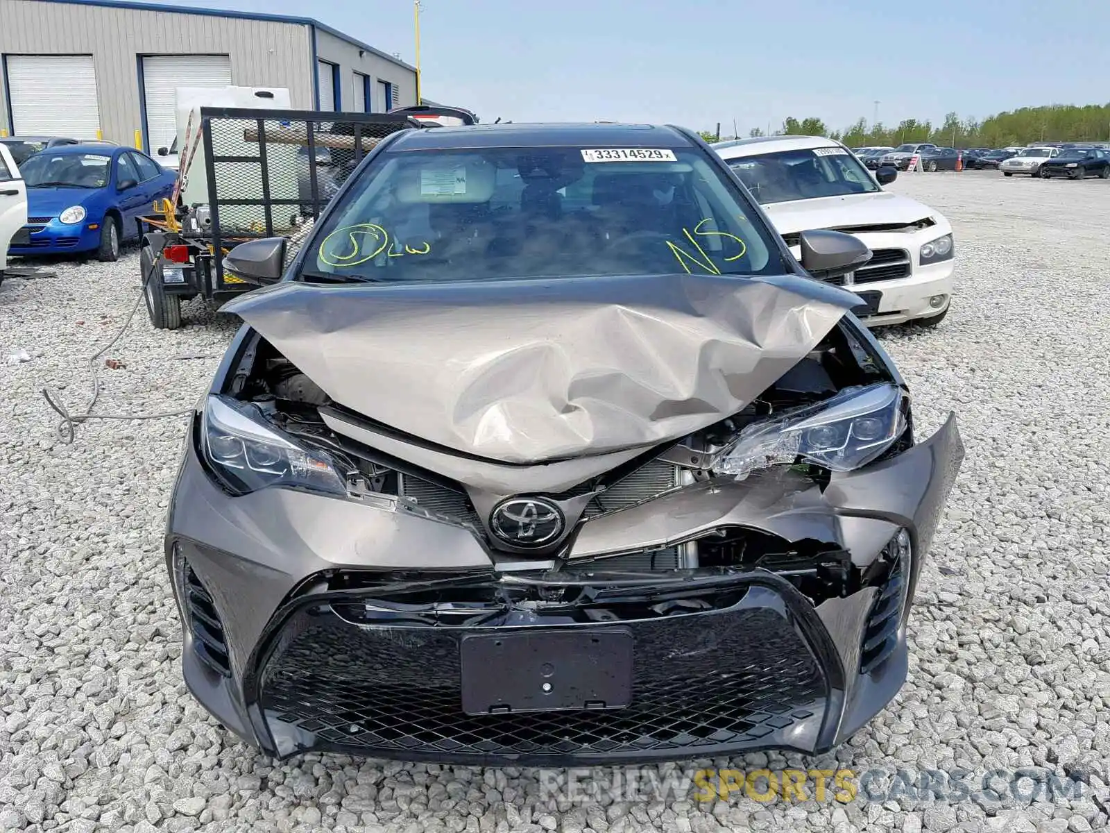 9 Photograph of a damaged car 2T1BURHE2KC138195 TOYOTA COROLLA 2019