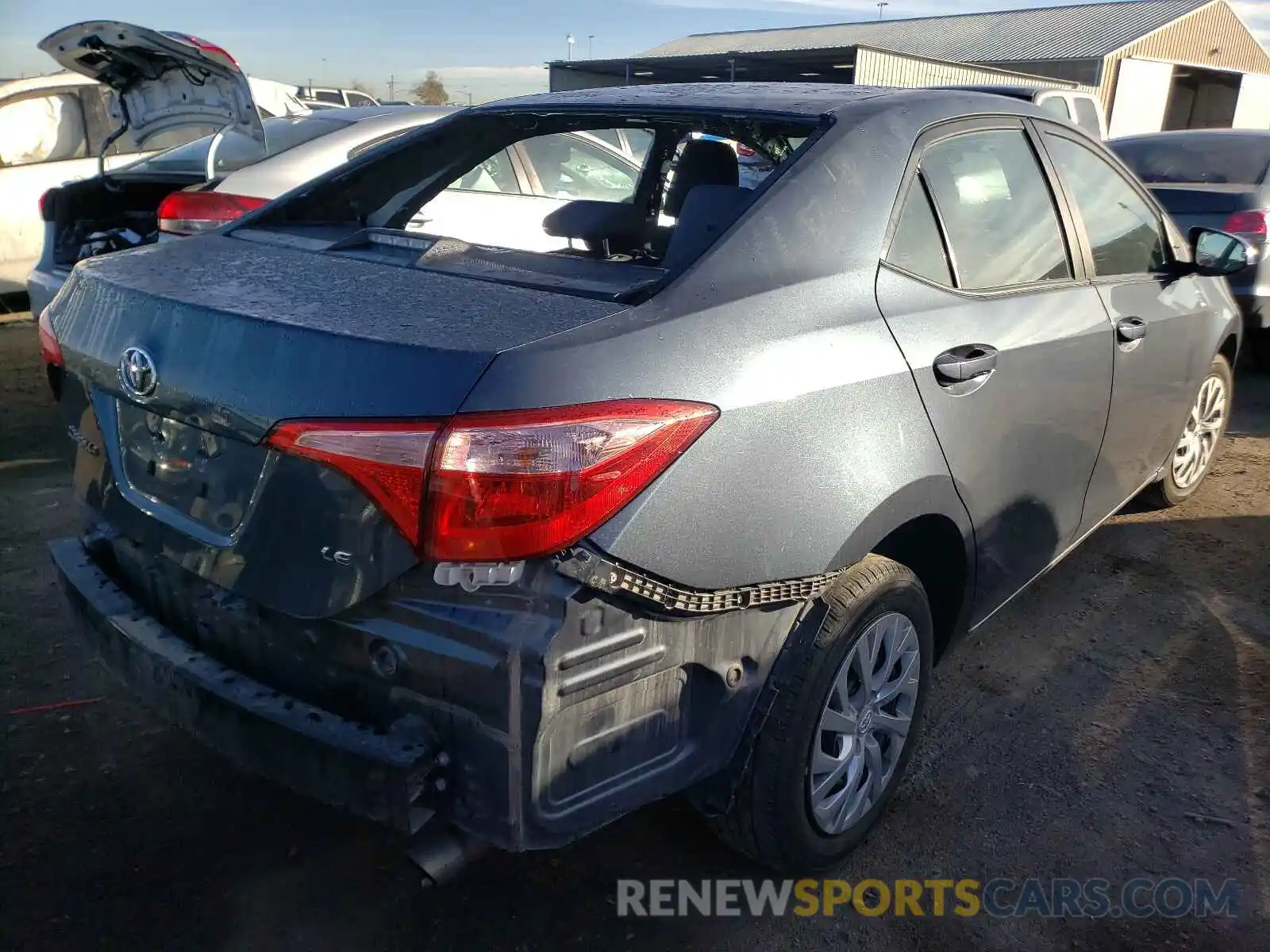 4 Photograph of a damaged car 2T1BURHE2KC138505 TOYOTA COROLLA 2019