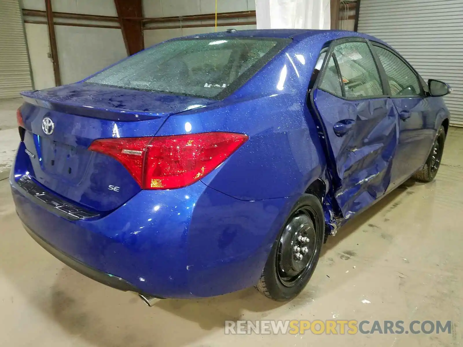 4 Photograph of a damaged car 2T1BURHE2KC139038 TOYOTA COROLLA 2019