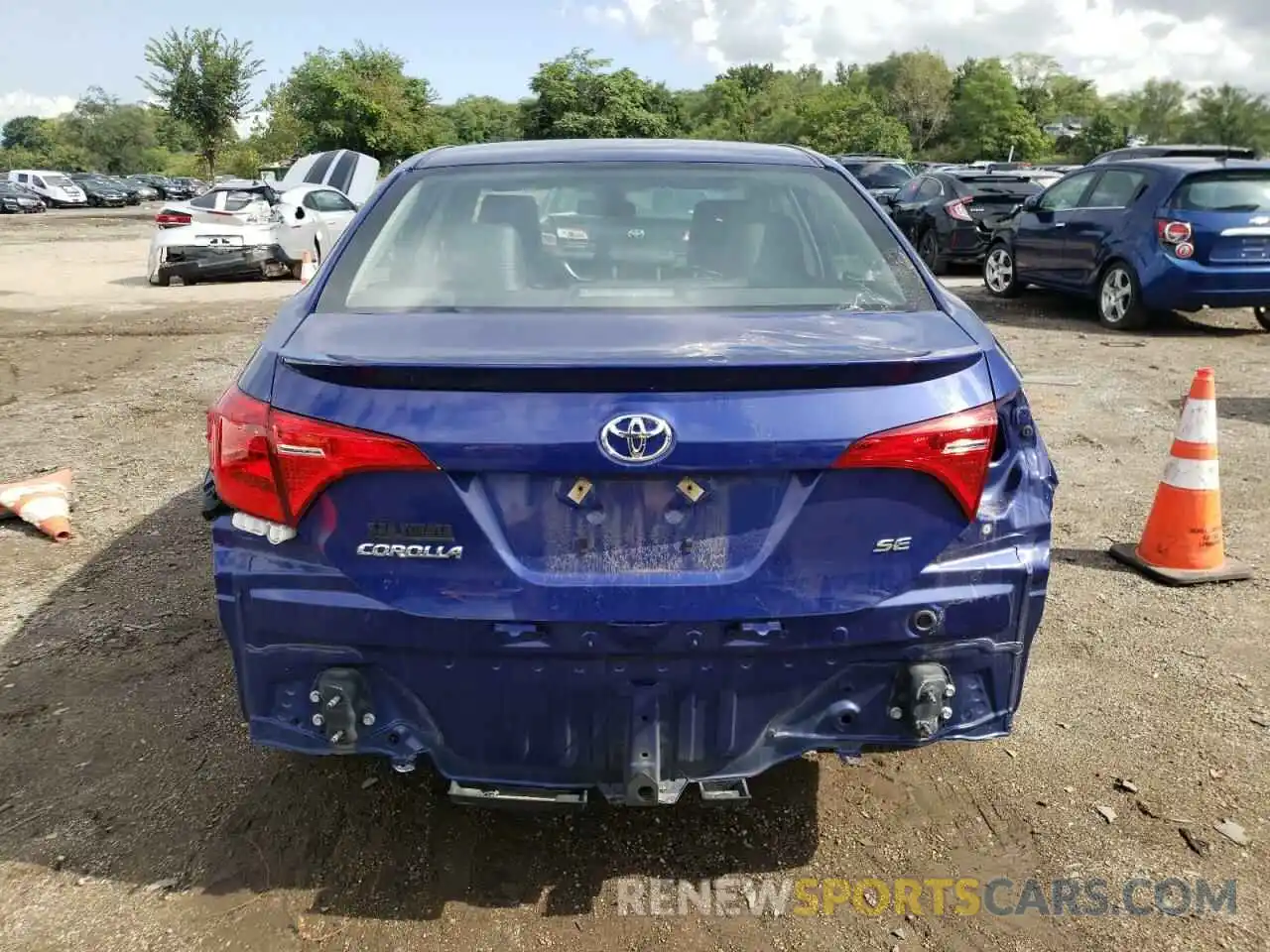 9 Photograph of a damaged car 2T1BURHE2KC139637 TOYOTA COROLLA 2019