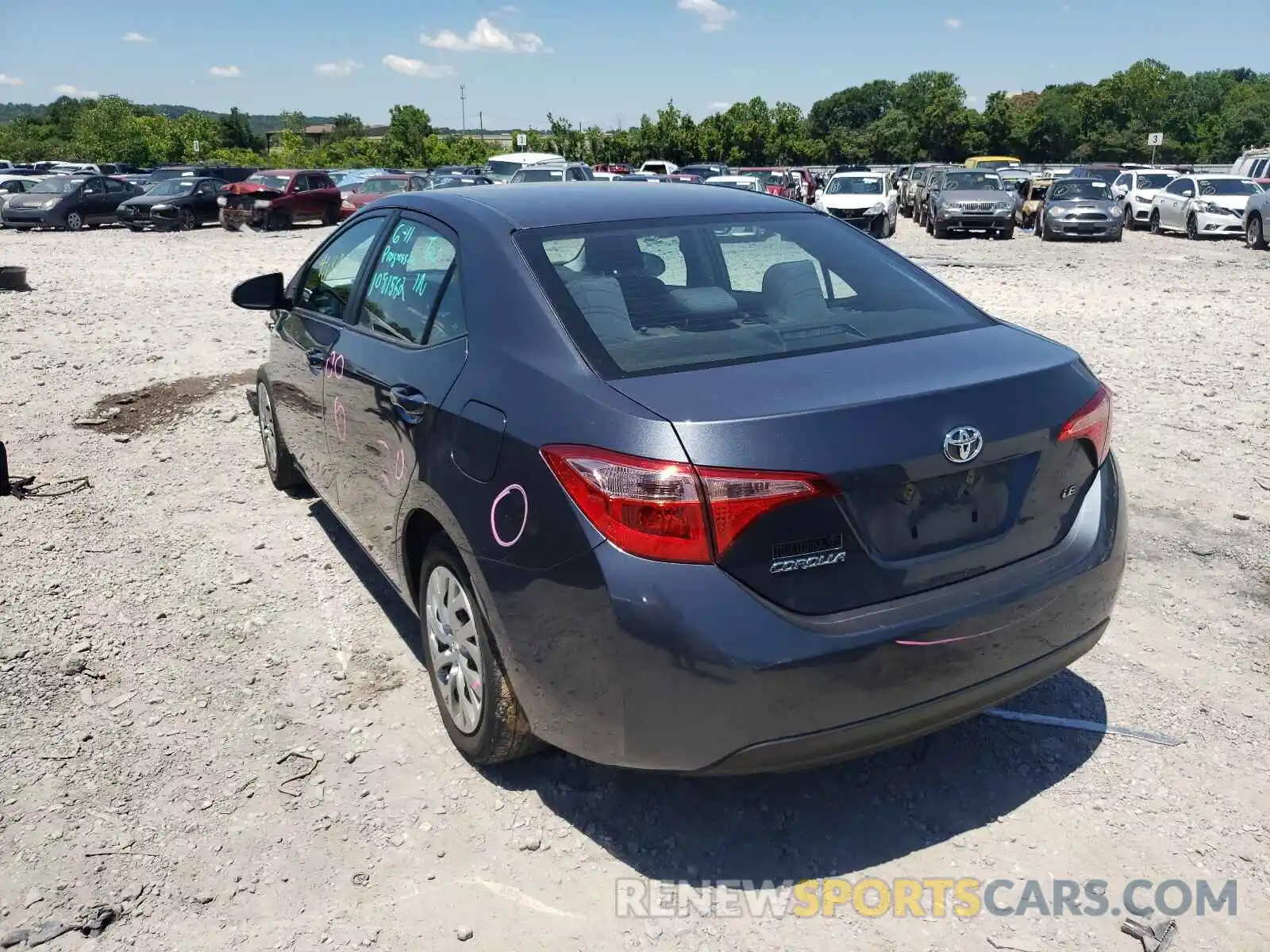 3 Photograph of a damaged car 2T1BURHE2KC141341 TOYOTA COROLLA 2019