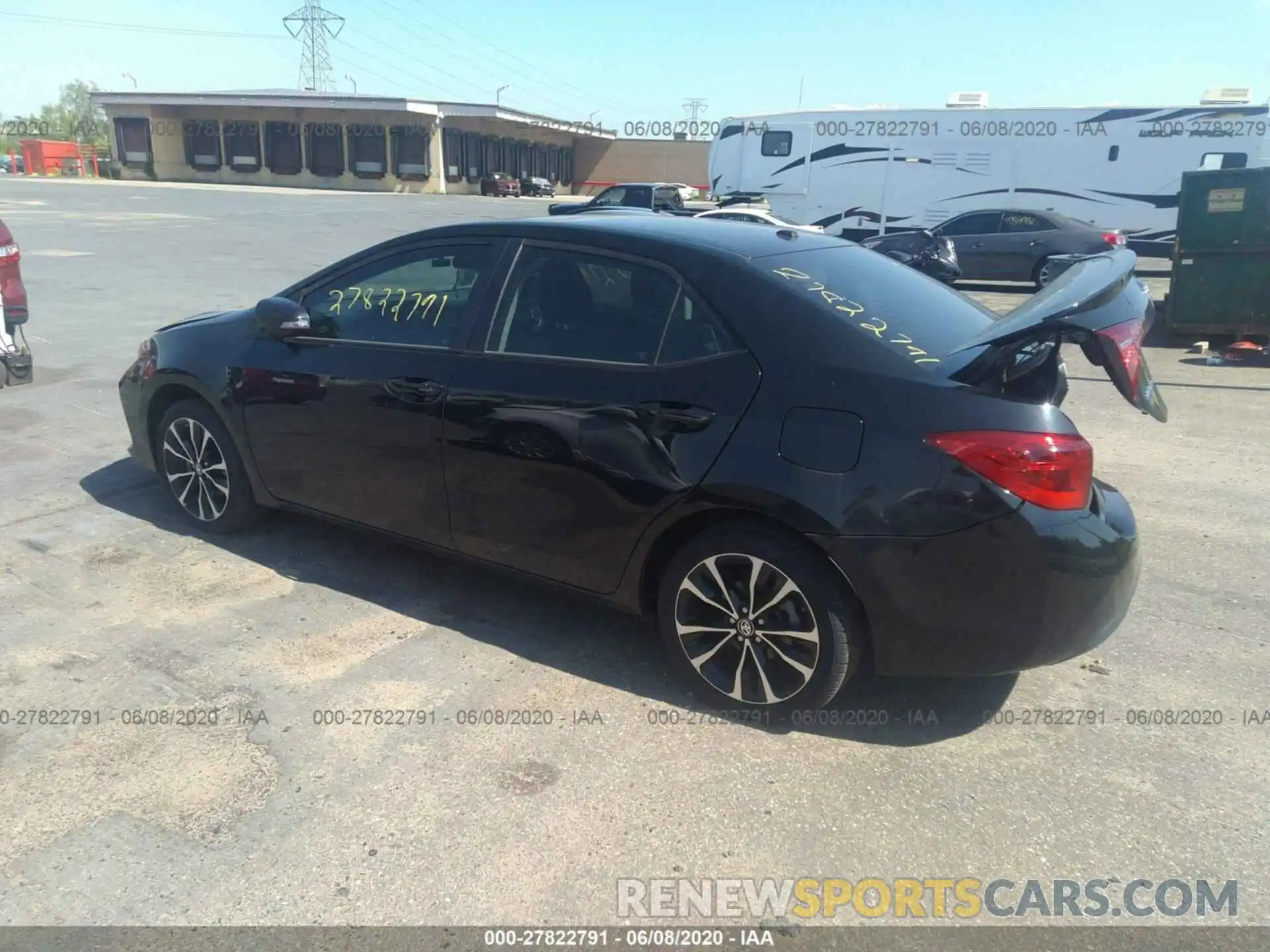 3 Photograph of a damaged car 2T1BURHE2KC141615 TOYOTA COROLLA 2019