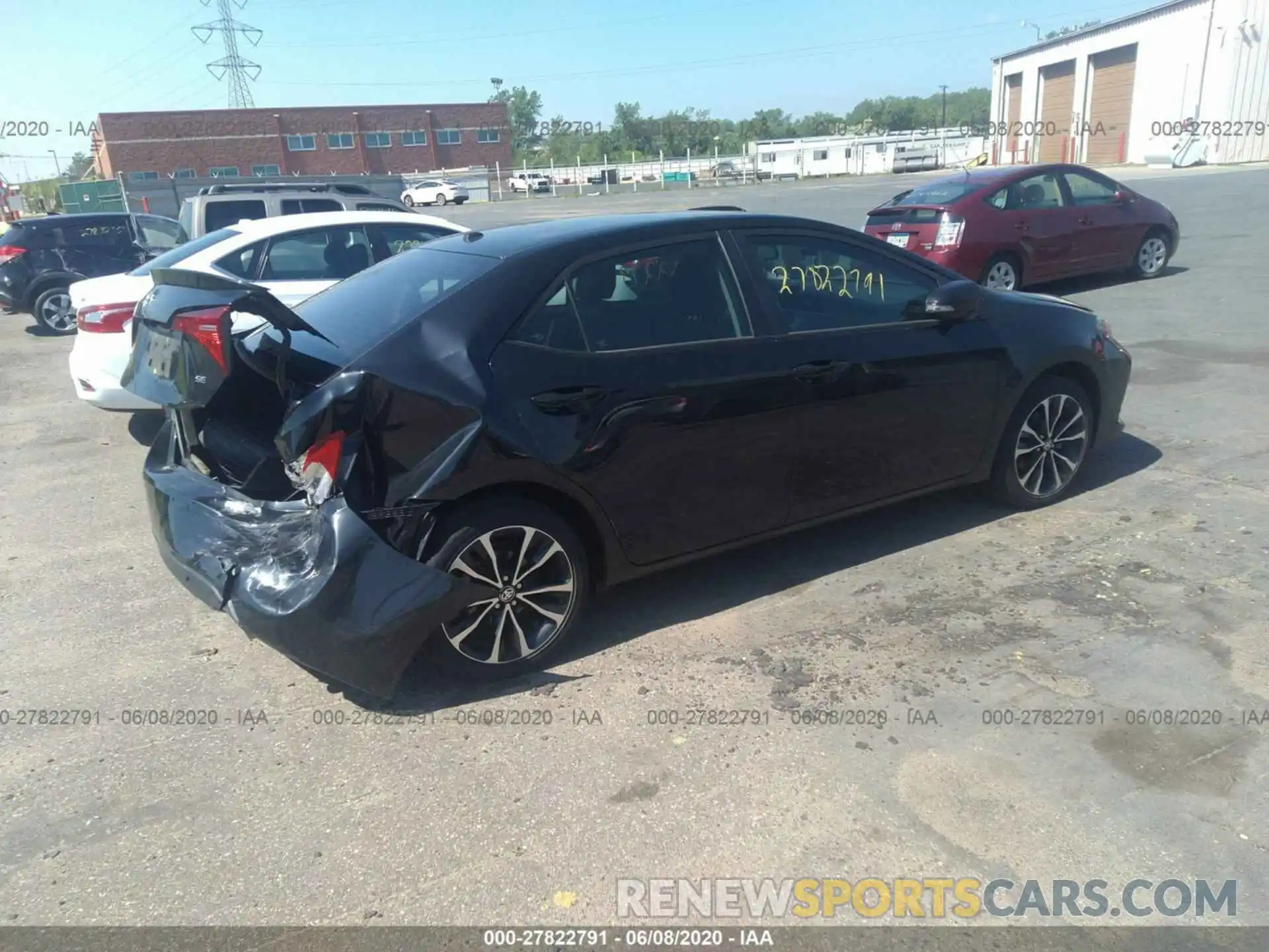 4 Photograph of a damaged car 2T1BURHE2KC141615 TOYOTA COROLLA 2019