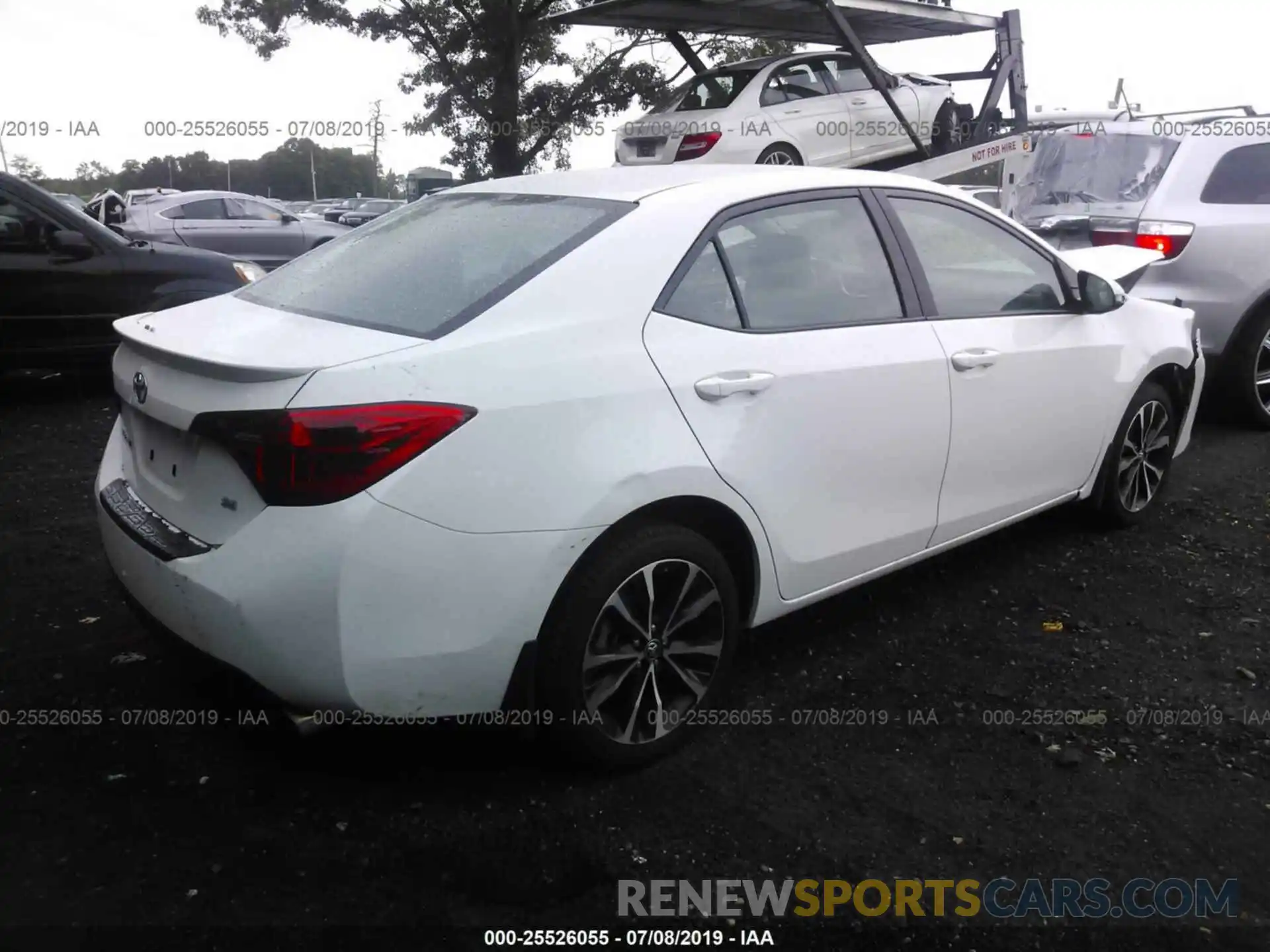 4 Photograph of a damaged car 2T1BURHE2KC141761 TOYOTA COROLLA 2019