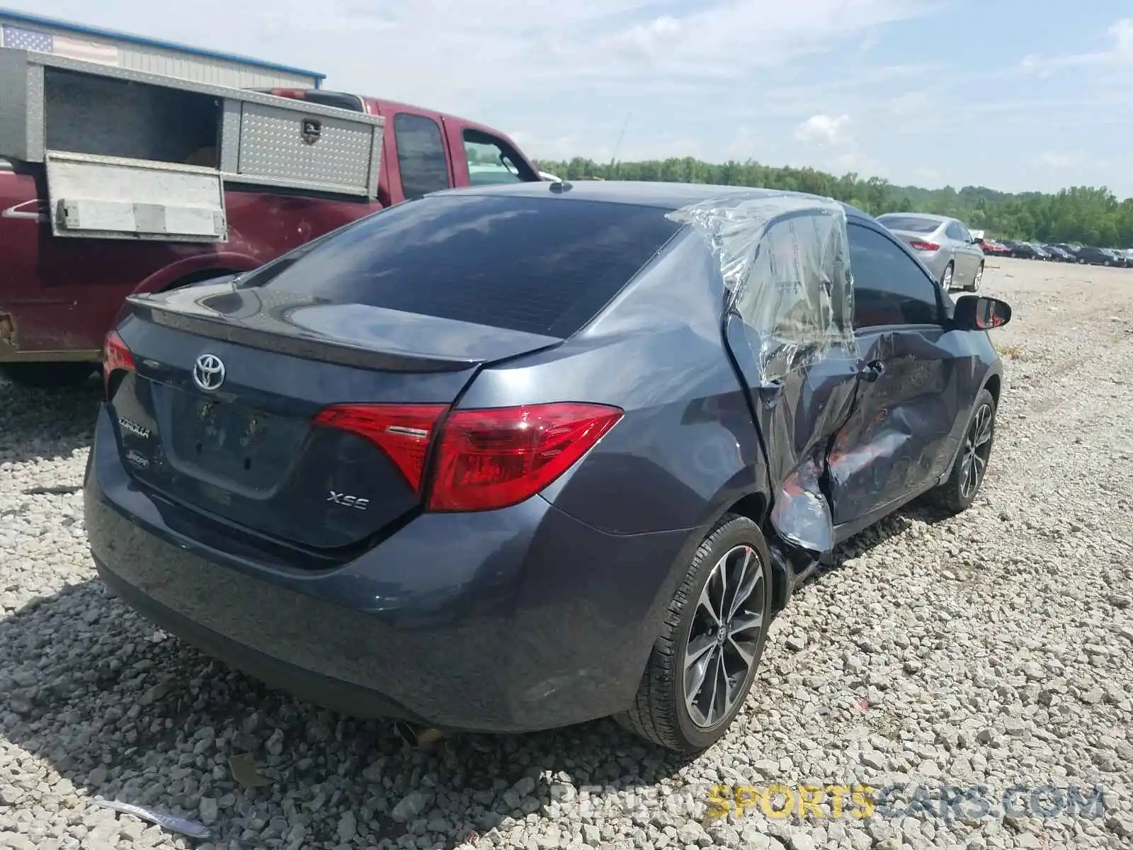 4 Photograph of a damaged car 2T1BURHE2KC142621 TOYOTA COROLLA 2019