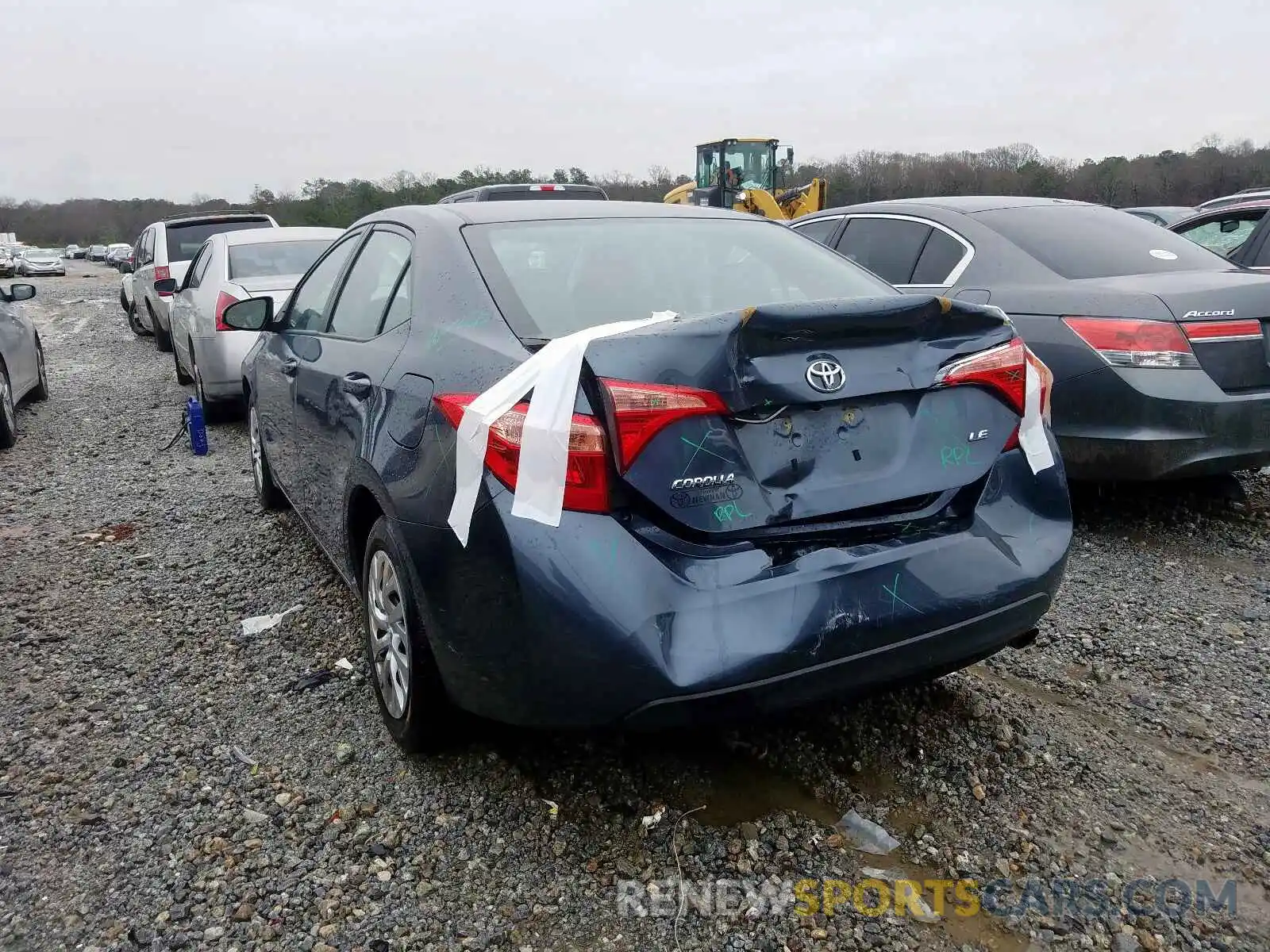 3 Photograph of a damaged car 2T1BURHE2KC143896 TOYOTA COROLLA 2019