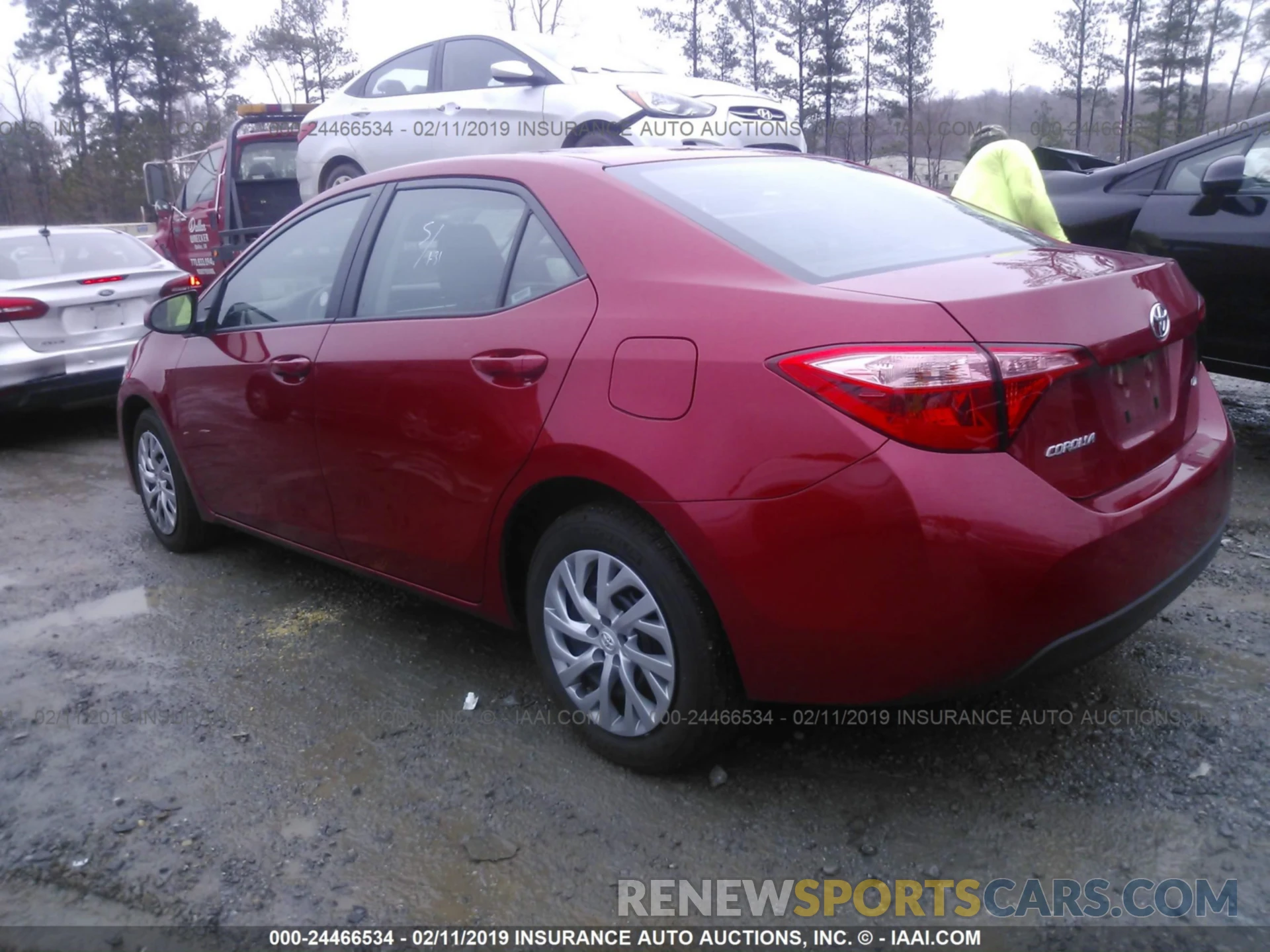 3 Photograph of a damaged car 2T1BURHE2KC145082 TOYOTA COROLLA 2019