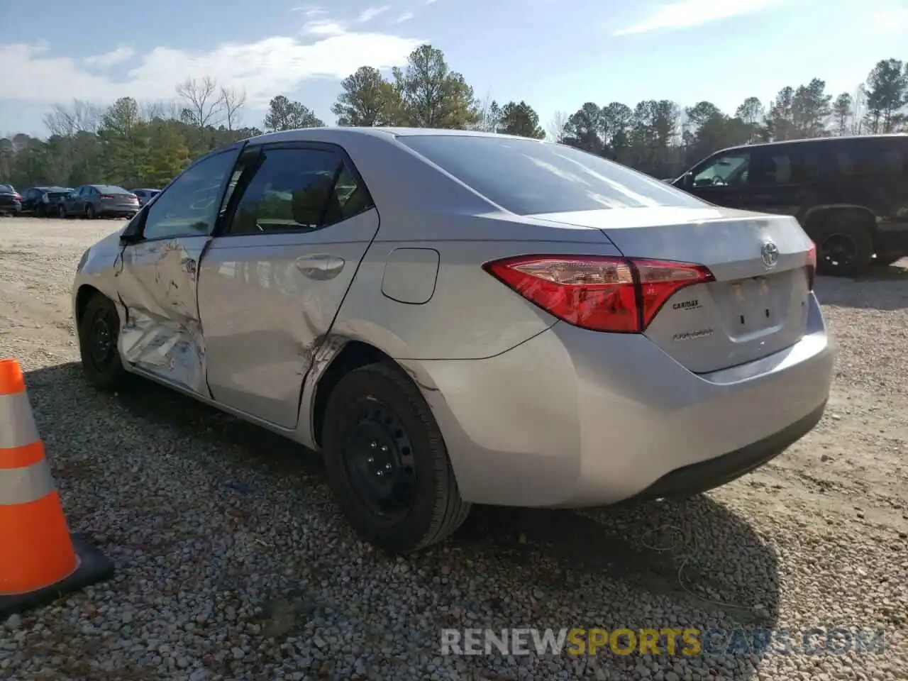 3 Photograph of a damaged car 2T1BURHE2KC145793 TOYOTA COROLLA 2019