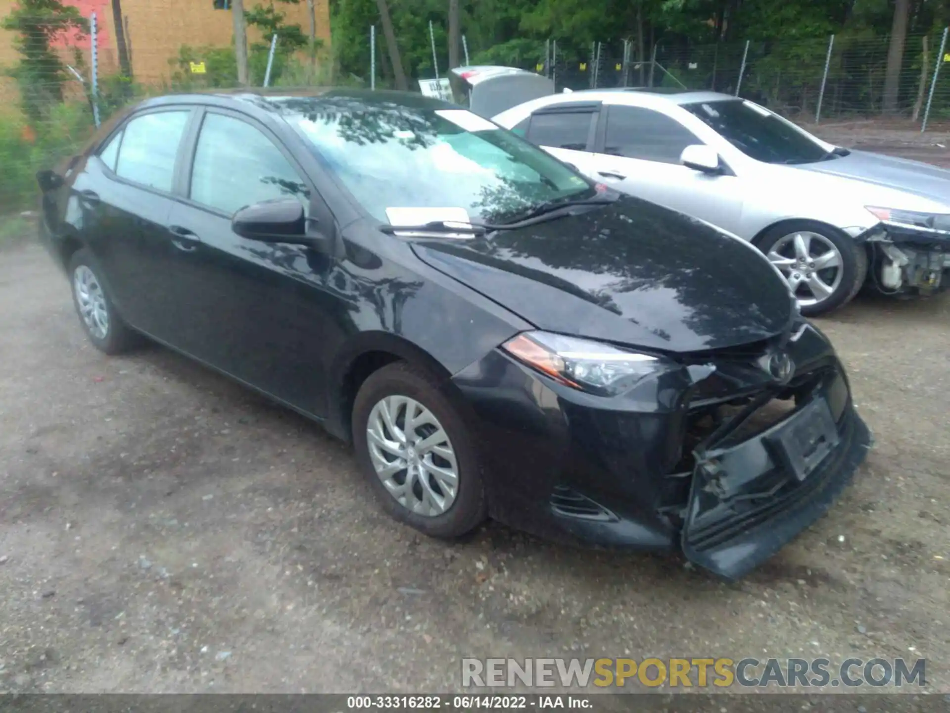 1 Photograph of a damaged car 2T1BURHE2KC148726 TOYOTA COROLLA 2019