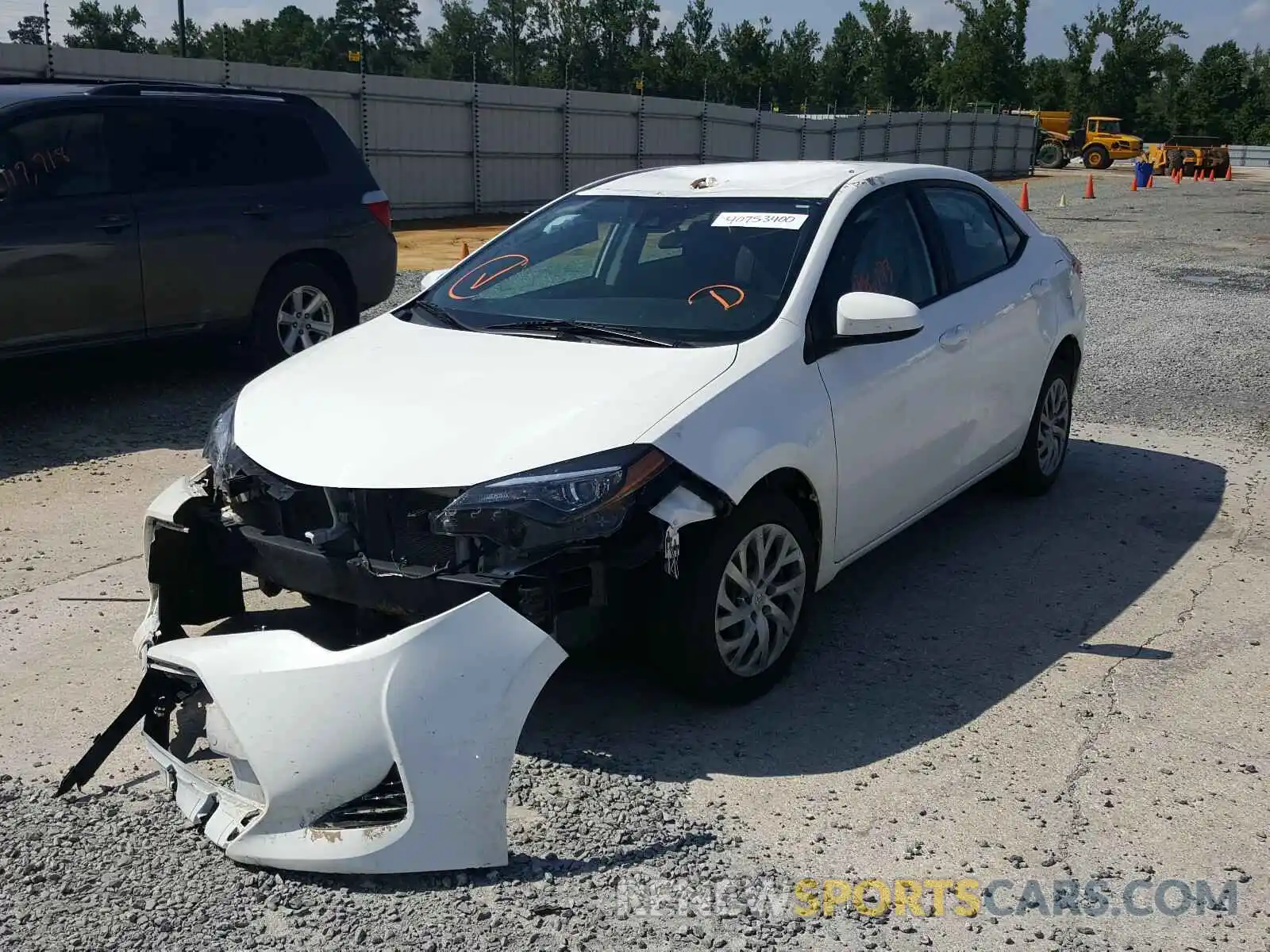 2 Photograph of a damaged car 2T1BURHE2KC149388 TOYOTA COROLLA 2019