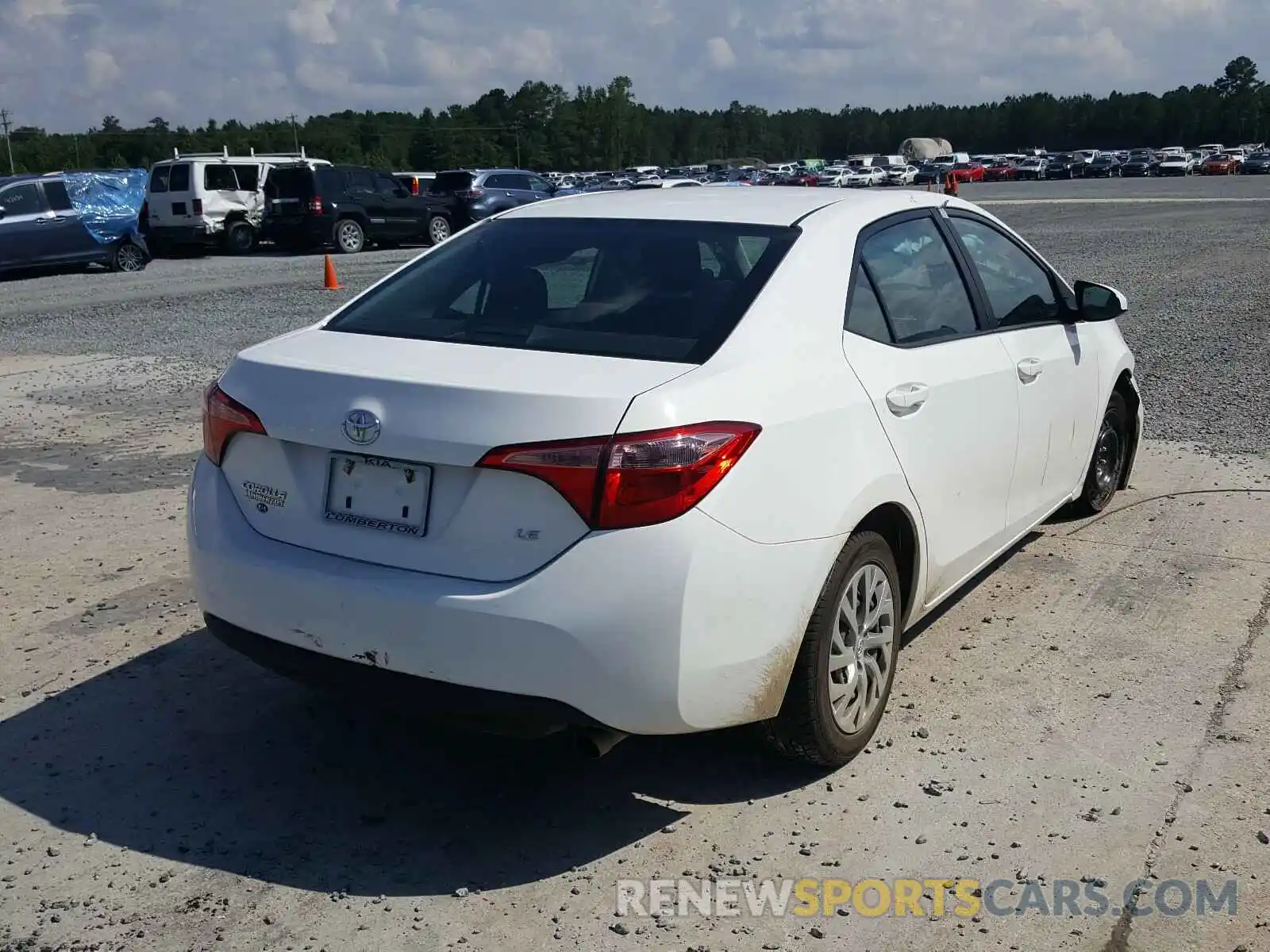 4 Photograph of a damaged car 2T1BURHE2KC149388 TOYOTA COROLLA 2019