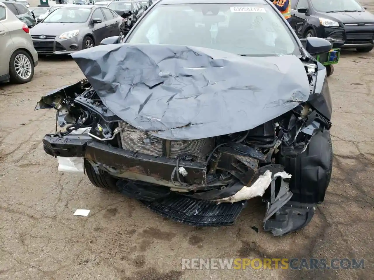 9 Photograph of a damaged car 2T1BURHE2KC149584 TOYOTA COROLLA 2019