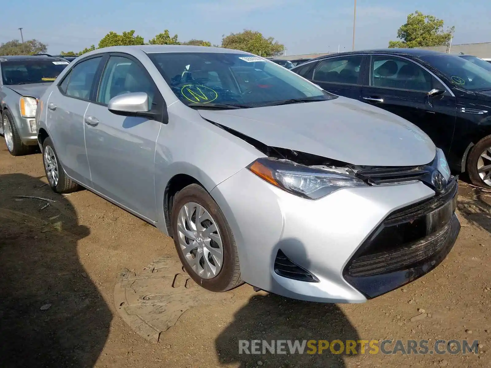 1 Photograph of a damaged car 2T1BURHE2KC152890 TOYOTA COROLLA 2019