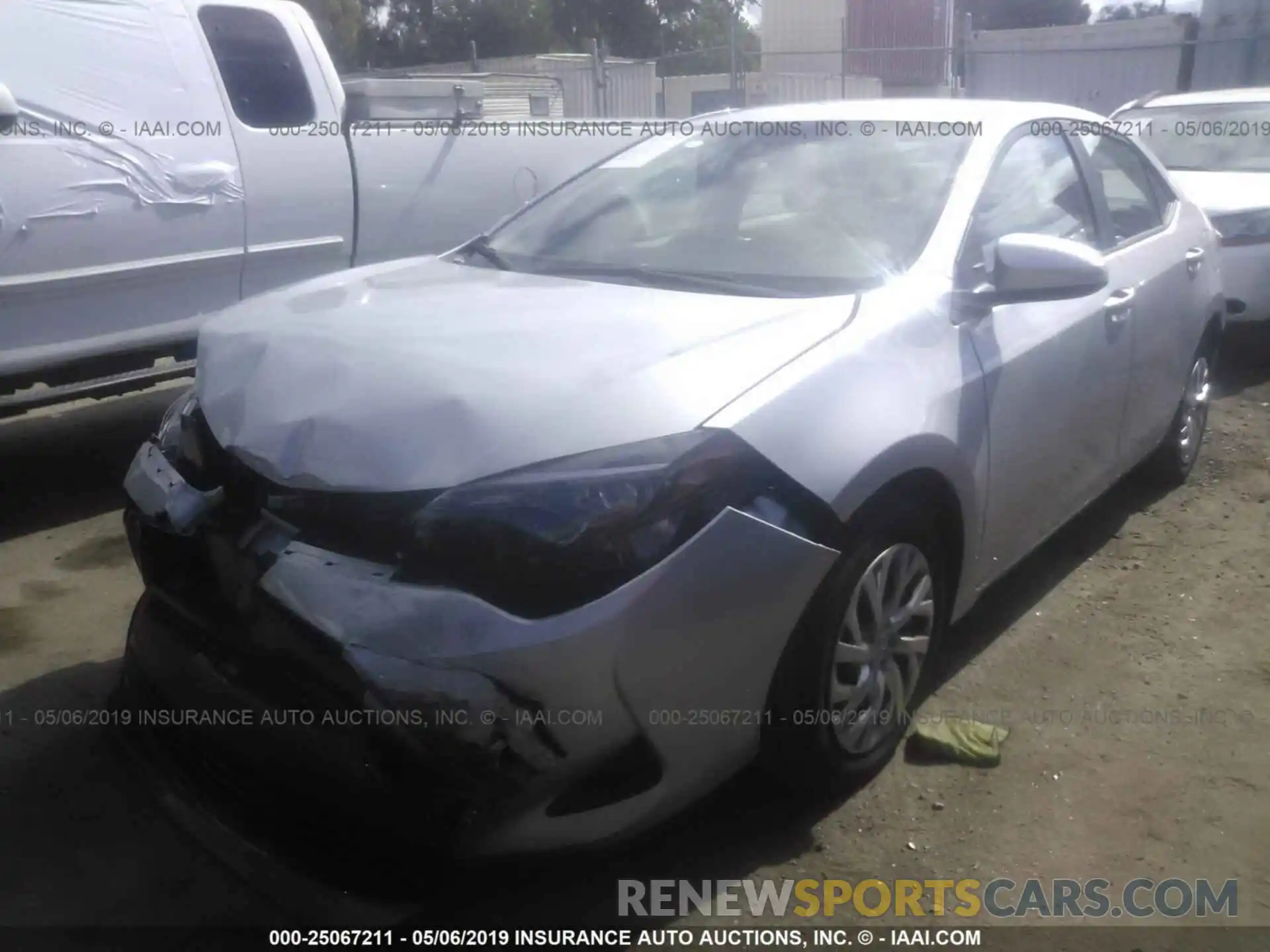 2 Photograph of a damaged car 2T1BURHE2KC152923 TOYOTA COROLLA 2019