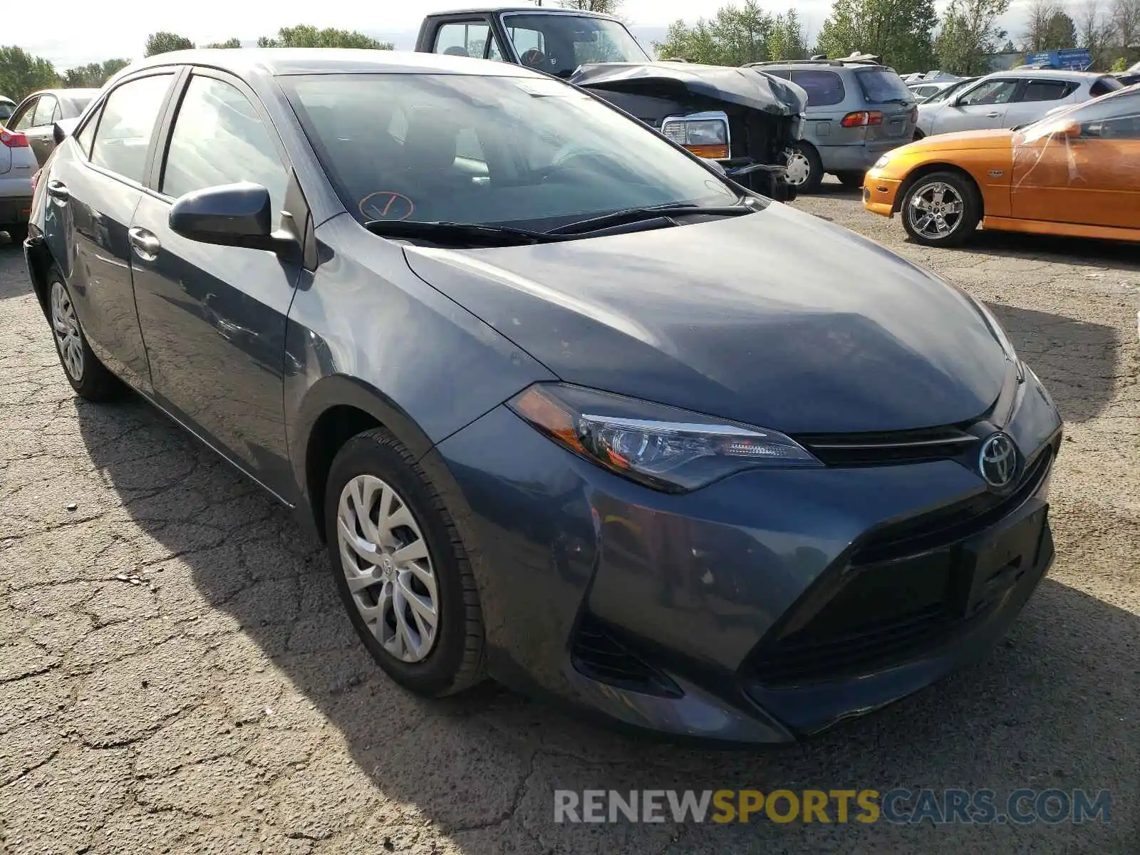 1 Photograph of a damaged car 2T1BURHE2KC152937 TOYOTA COROLLA 2019