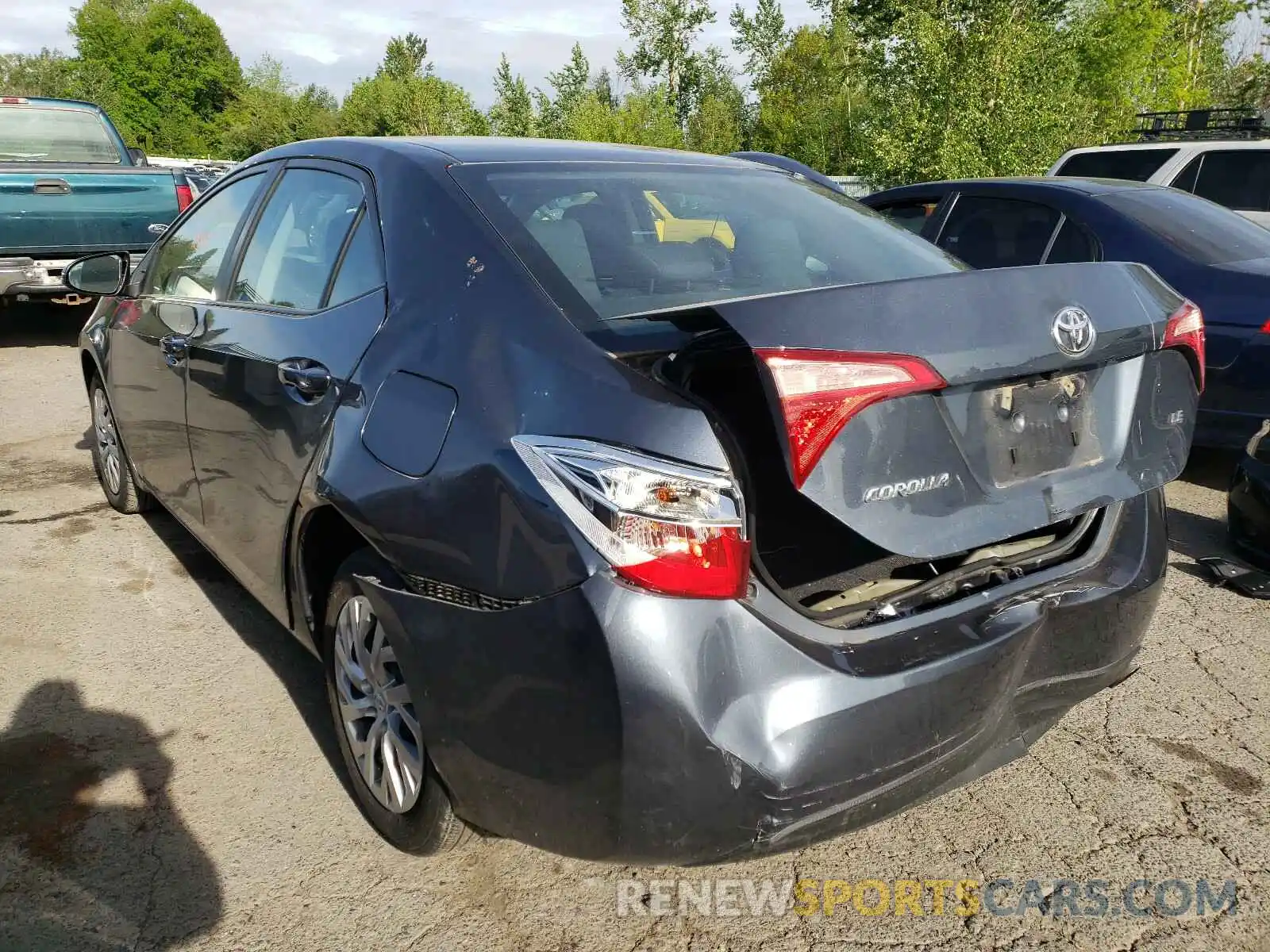 3 Photograph of a damaged car 2T1BURHE2KC152937 TOYOTA COROLLA 2019