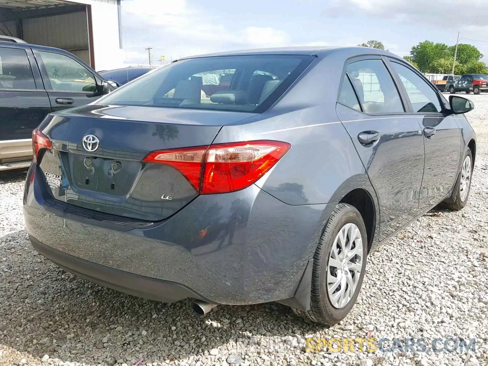 4 Photograph of a damaged car 2T1BURHE2KC154610 TOYOTA COROLLA 2019