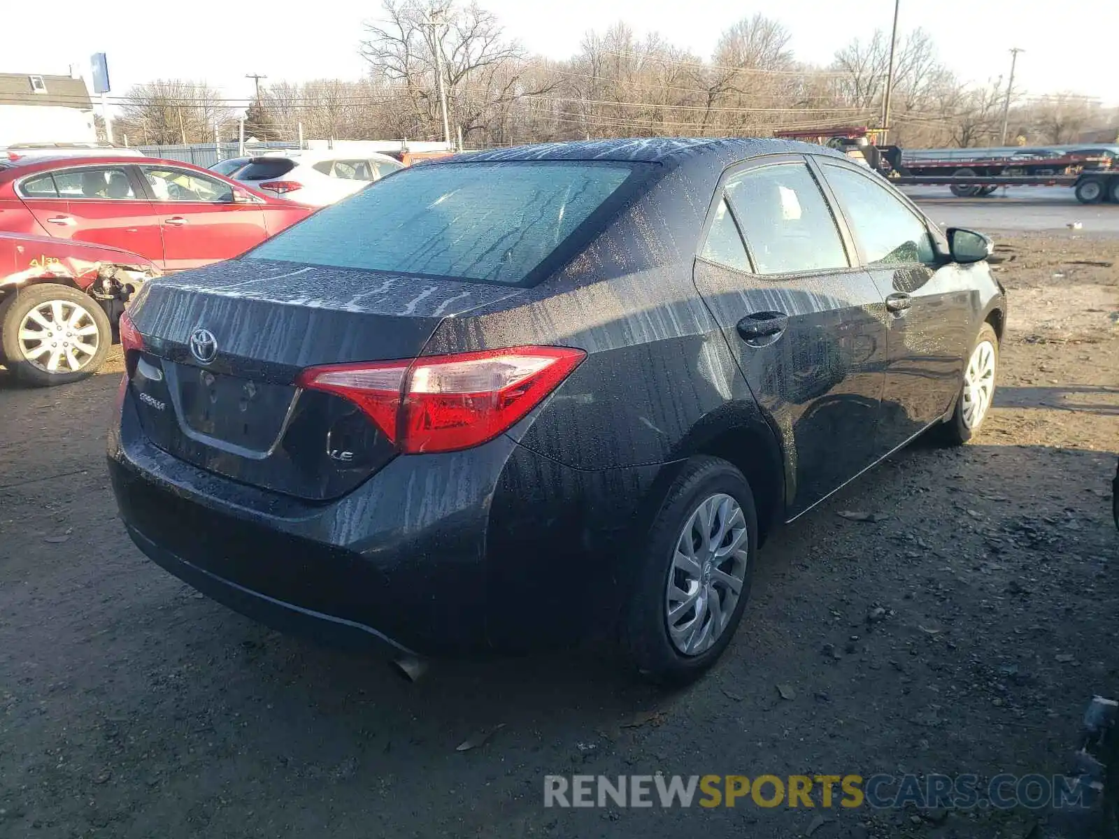 4 Photograph of a damaged car 2T1BURHE2KC154946 TOYOTA COROLLA 2019