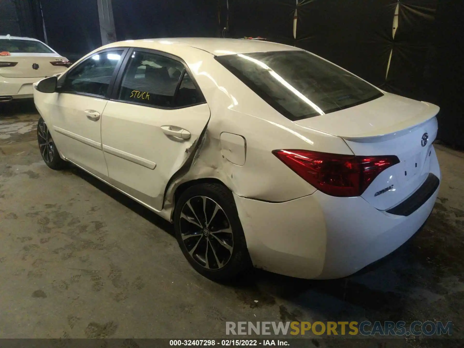 3 Photograph of a damaged car 2T1BURHE2KC155319 TOYOTA COROLLA 2019