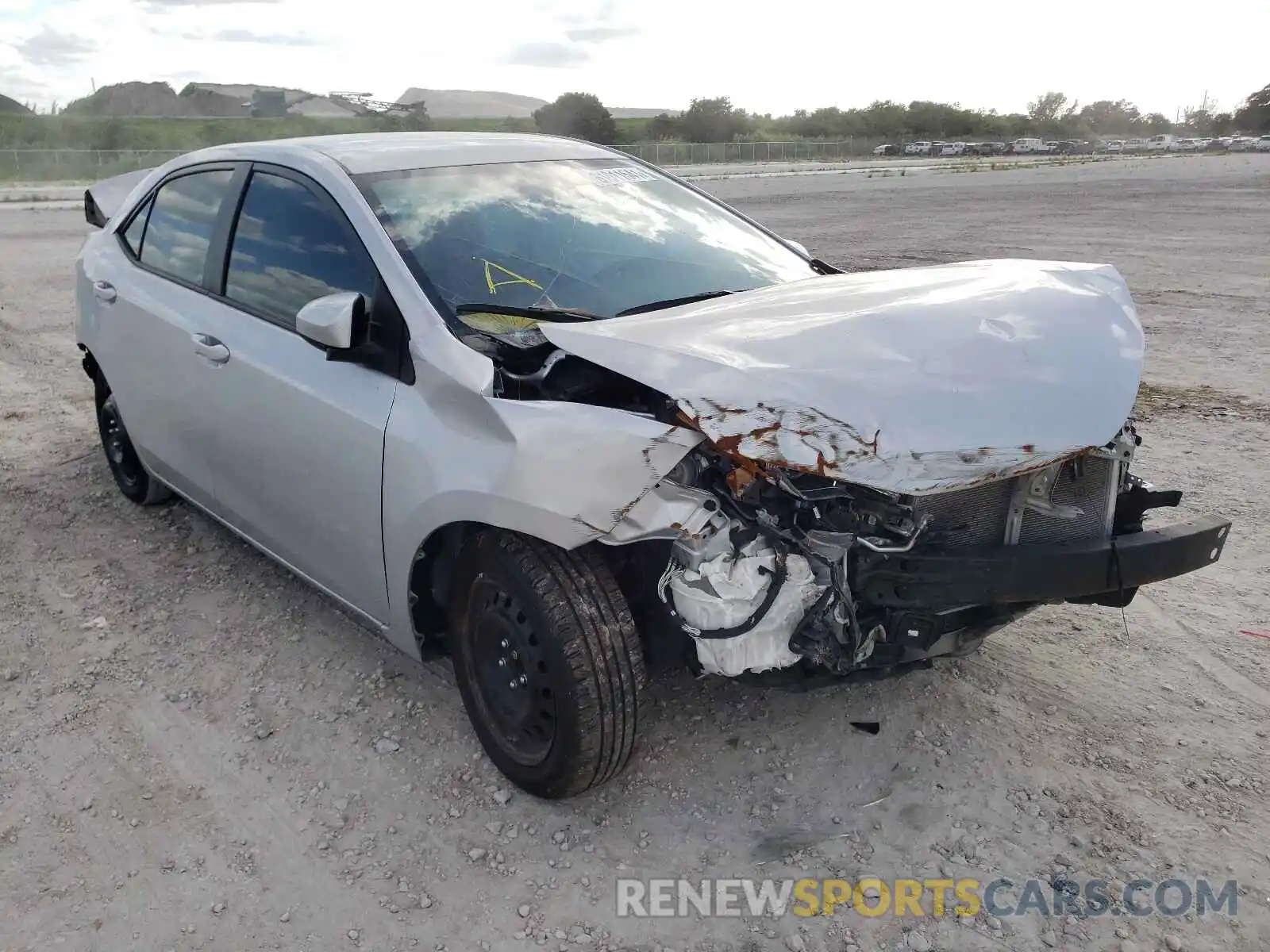 1 Photograph of a damaged car 2T1BURHE2KC156843 TOYOTA COROLLA 2019