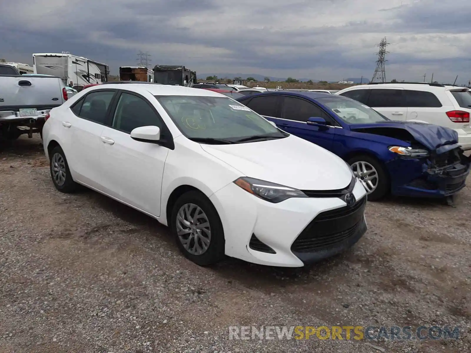 1 Photograph of a damaged car 2T1BURHE2KC158673 TOYOTA COROLLA 2019