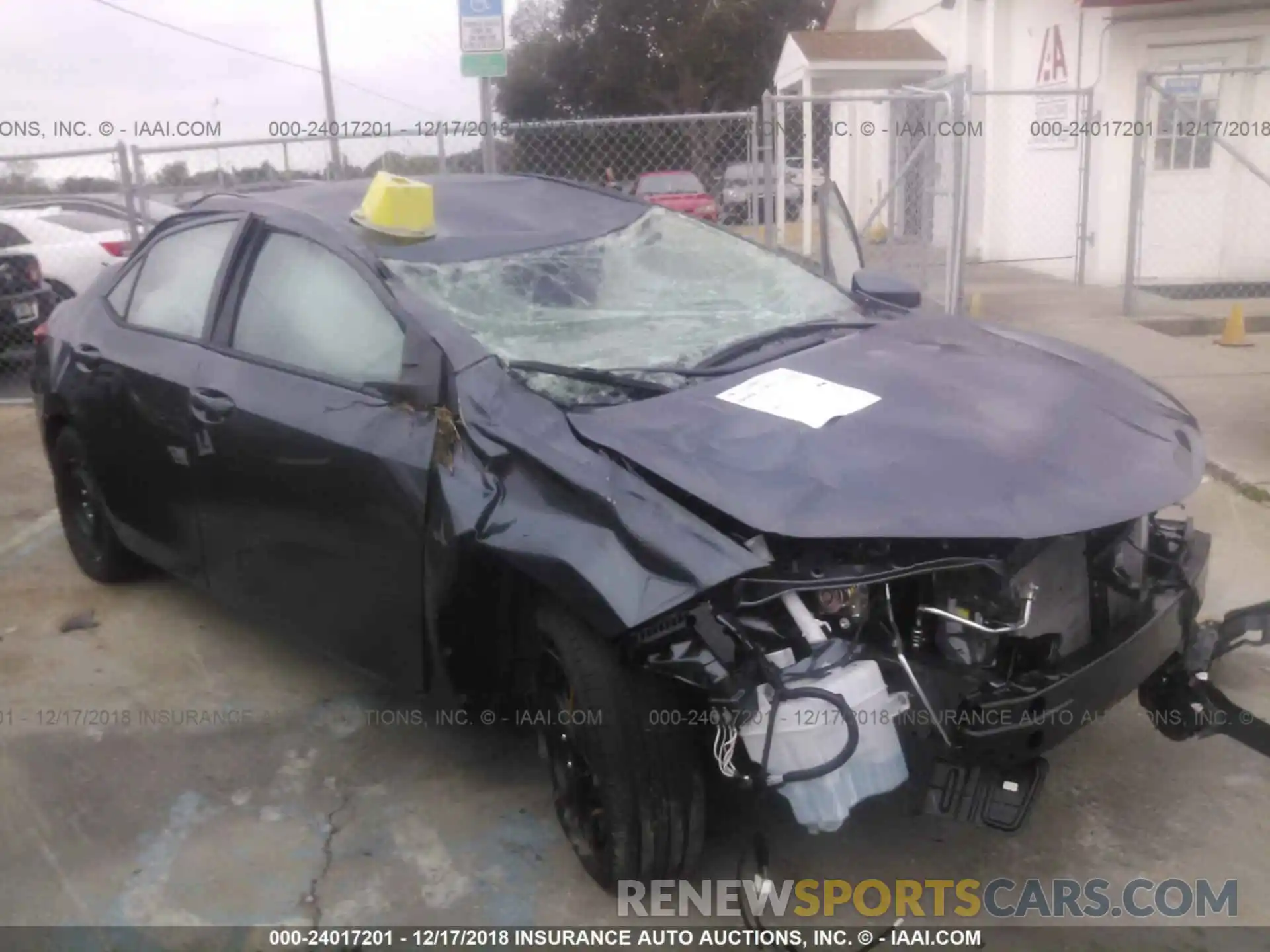 1 Photograph of a damaged car 2T1BURHE2KC159256 TOYOTA COROLLA 2019