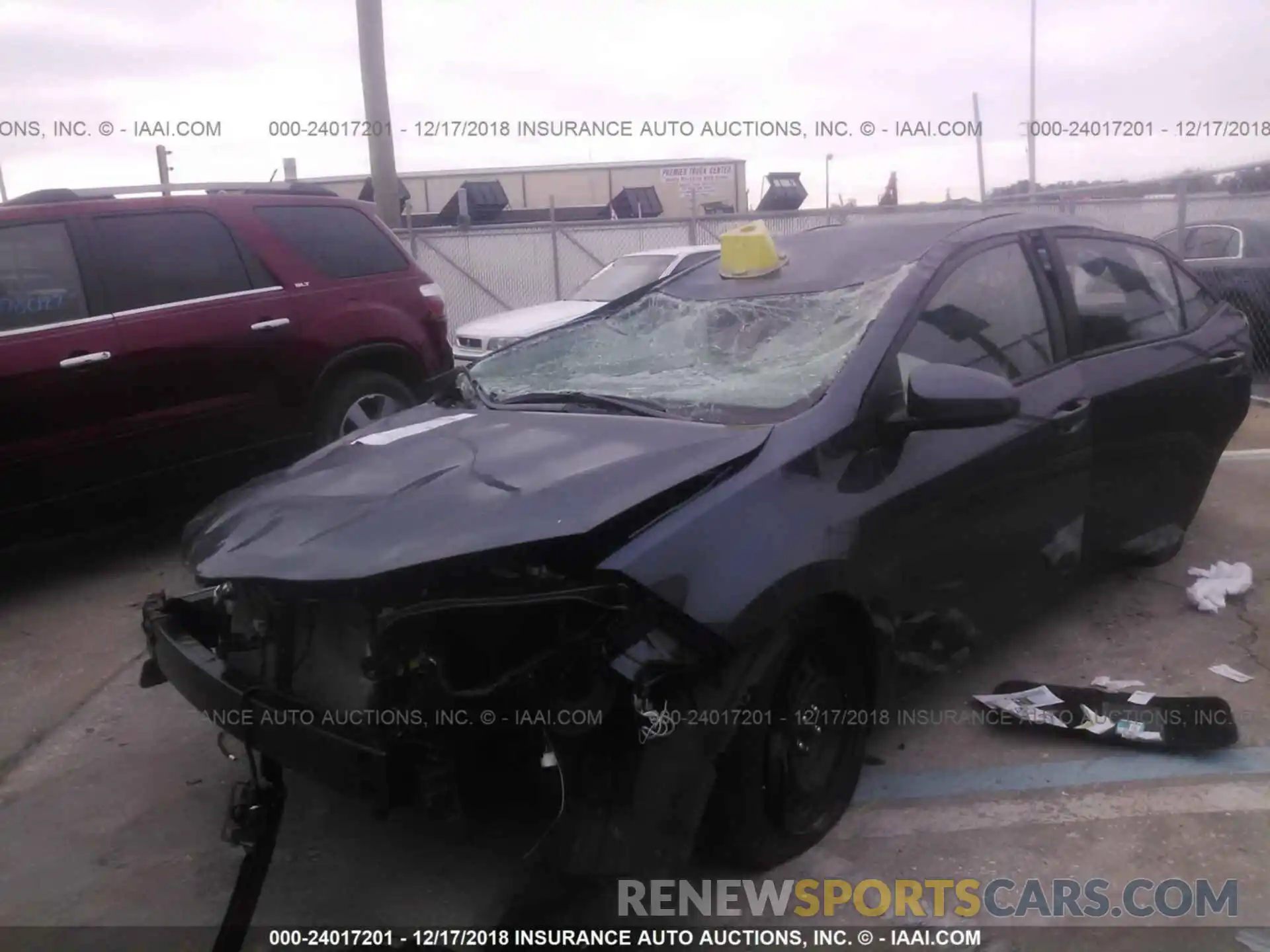 2 Photograph of a damaged car 2T1BURHE2KC159256 TOYOTA COROLLA 2019