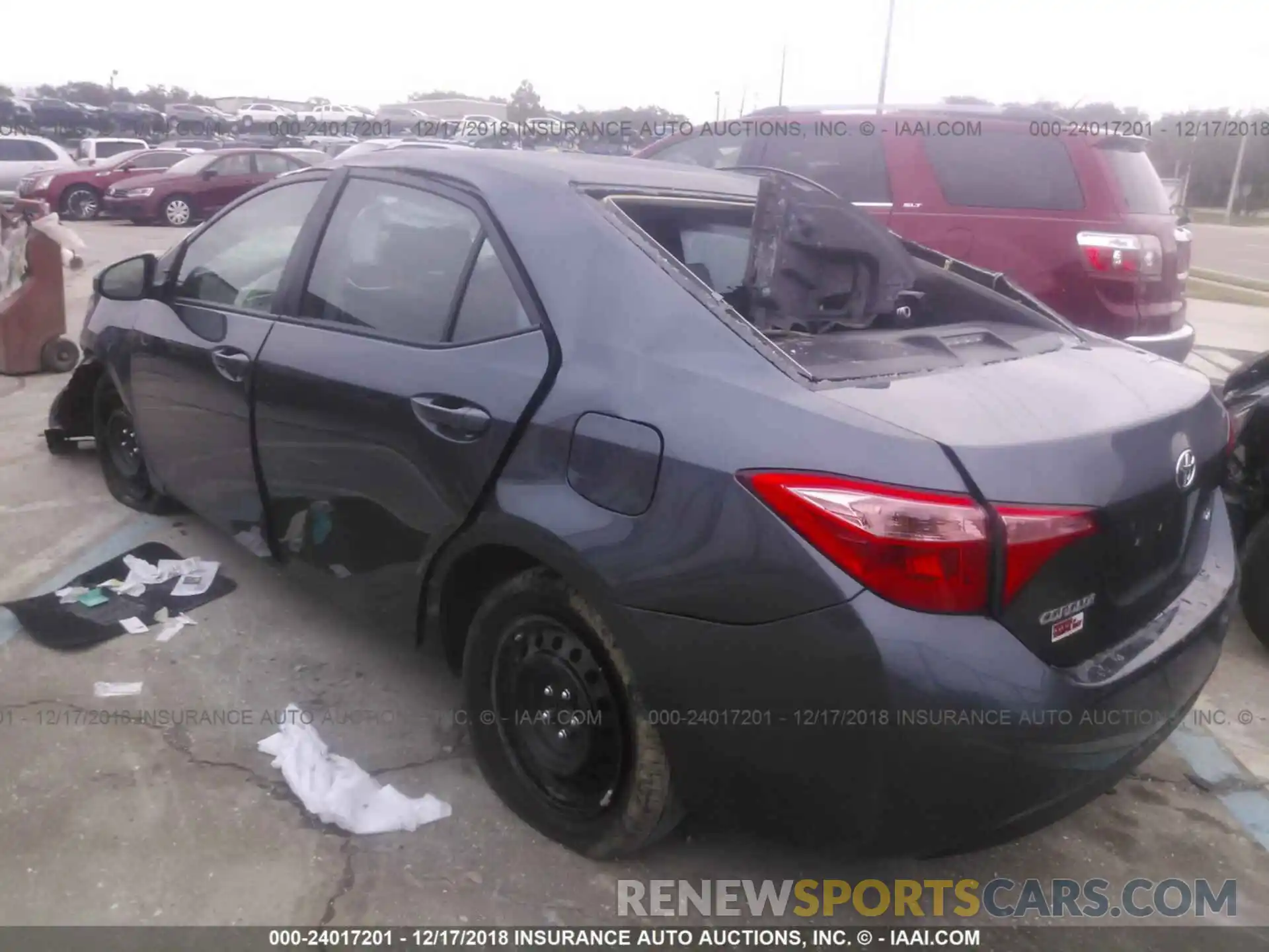 3 Photograph of a damaged car 2T1BURHE2KC159256 TOYOTA COROLLA 2019