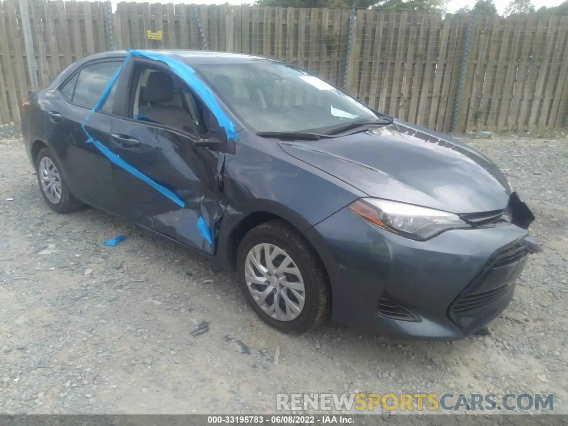 1 Photograph of a damaged car 2T1BURHE2KC161055 TOYOTA COROLLA 2019