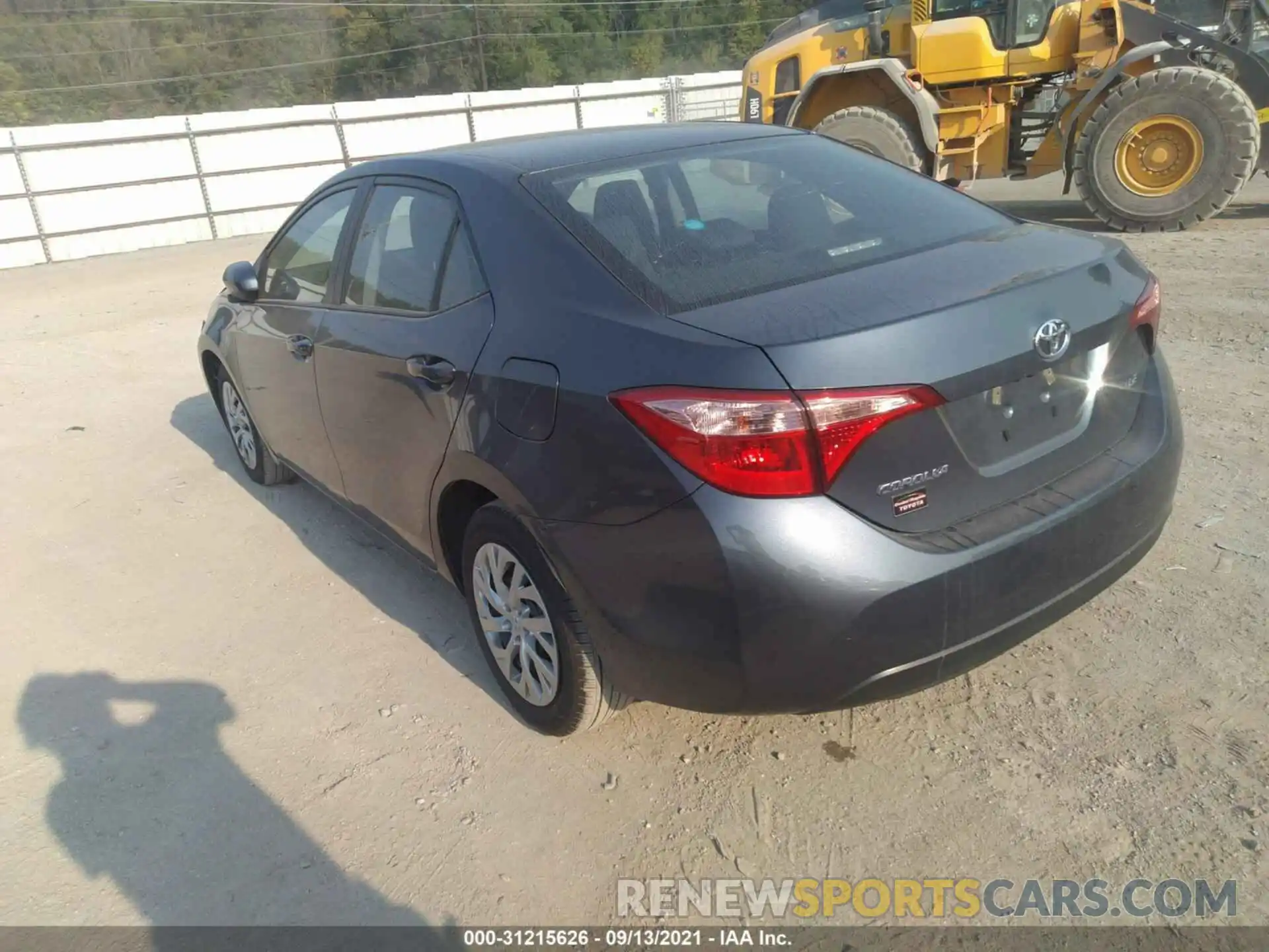 3 Photograph of a damaged car 2T1BURHE2KC161637 TOYOTA COROLLA 2019