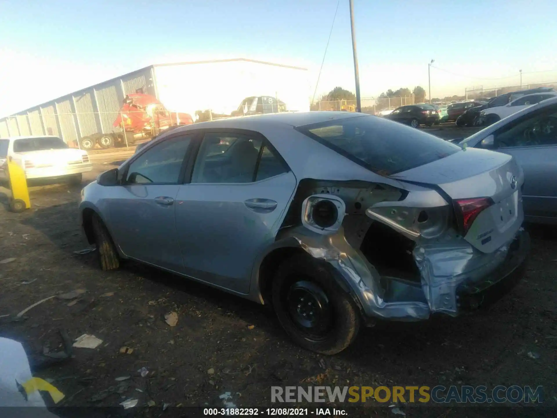 3 Photograph of a damaged car 2T1BURHE2KC162206 TOYOTA COROLLA 2019