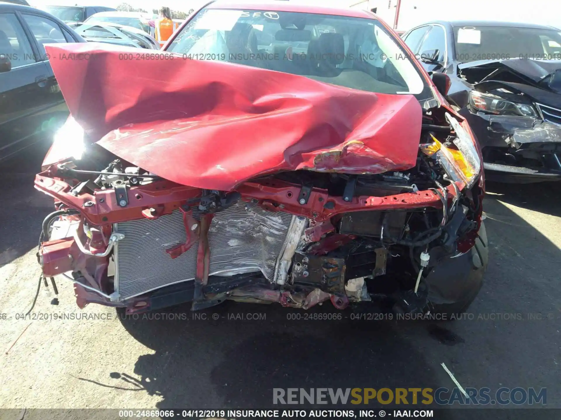 6 Photograph of a damaged car 2T1BURHE2KC163128 TOYOTA COROLLA 2019