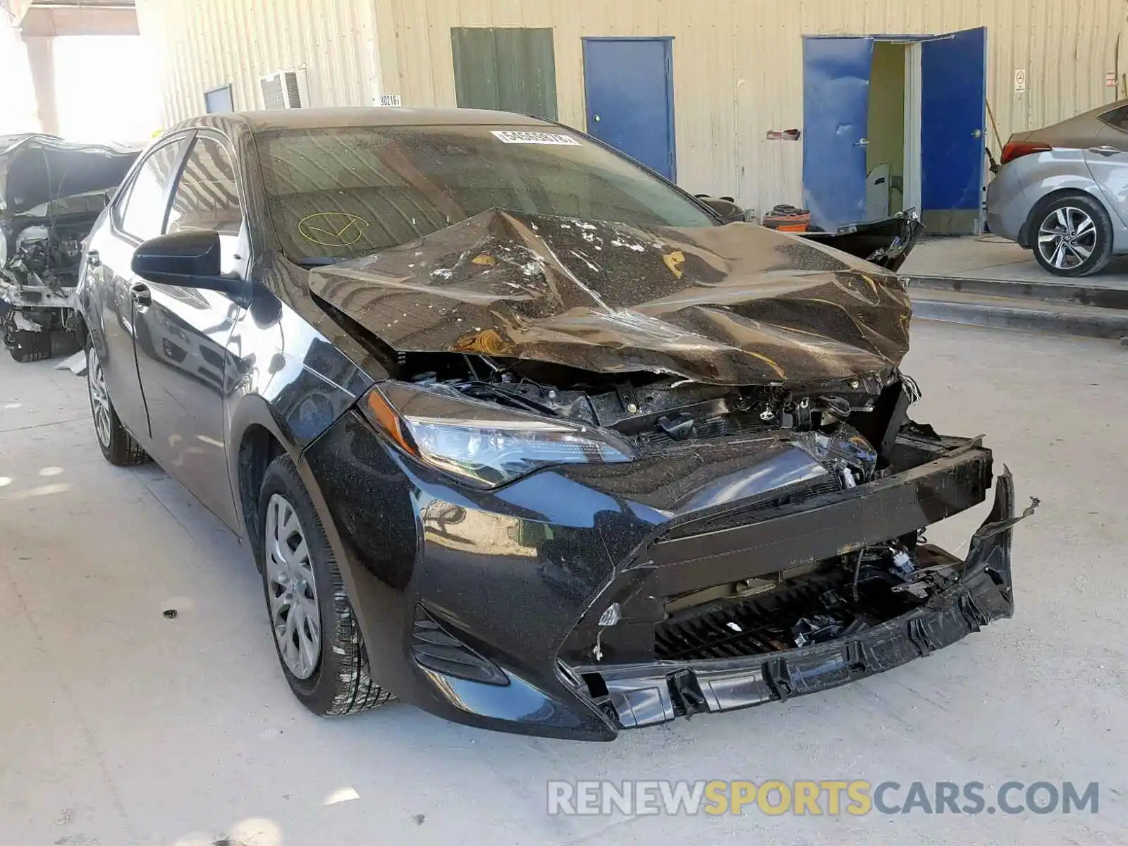 1 Photograph of a damaged car 2T1BURHE2KC164425 TOYOTA COROLLA 2019