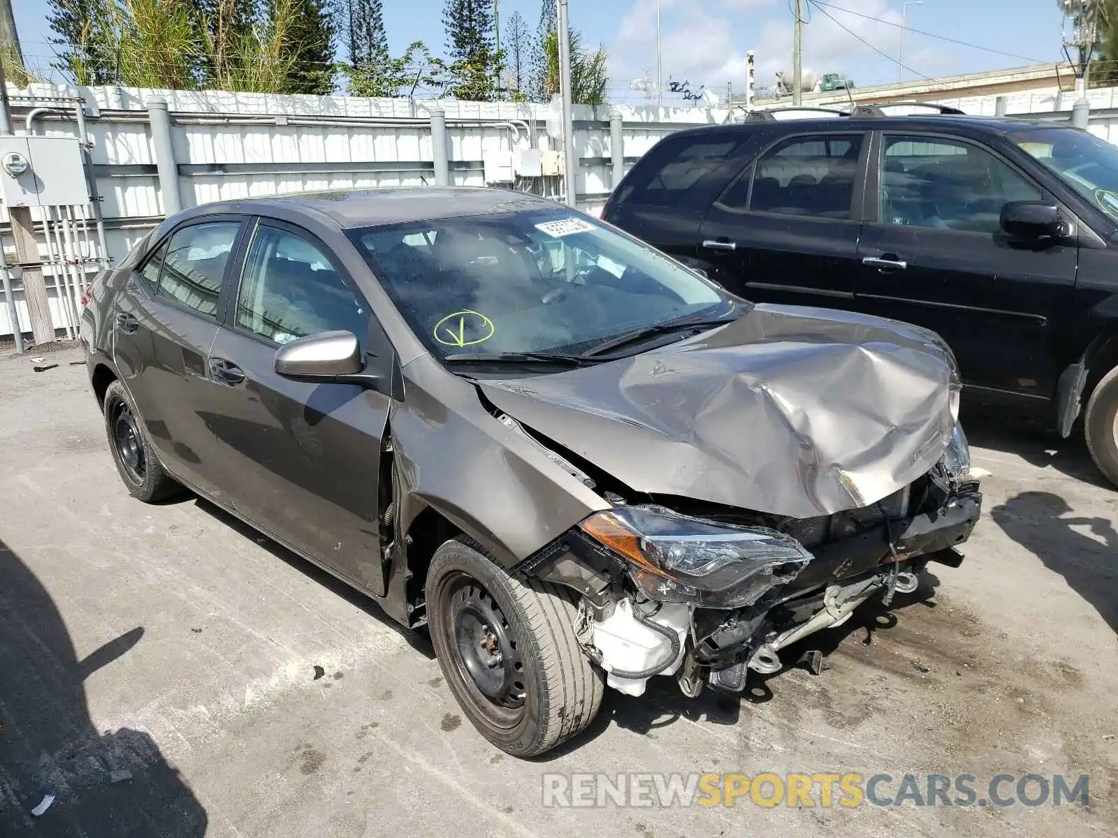 1 Photograph of a damaged car 2T1BURHE2KC164862 TOYOTA COROLLA 2019